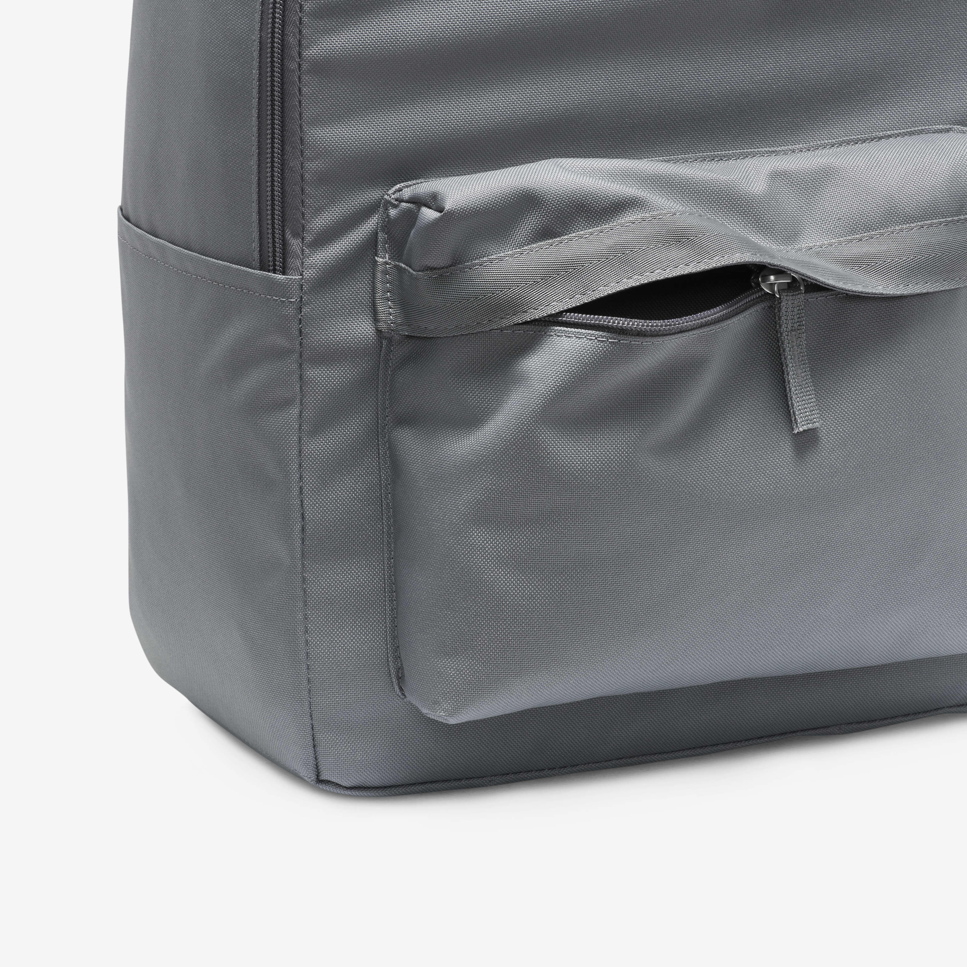 نايكي هيرتدج image number 5