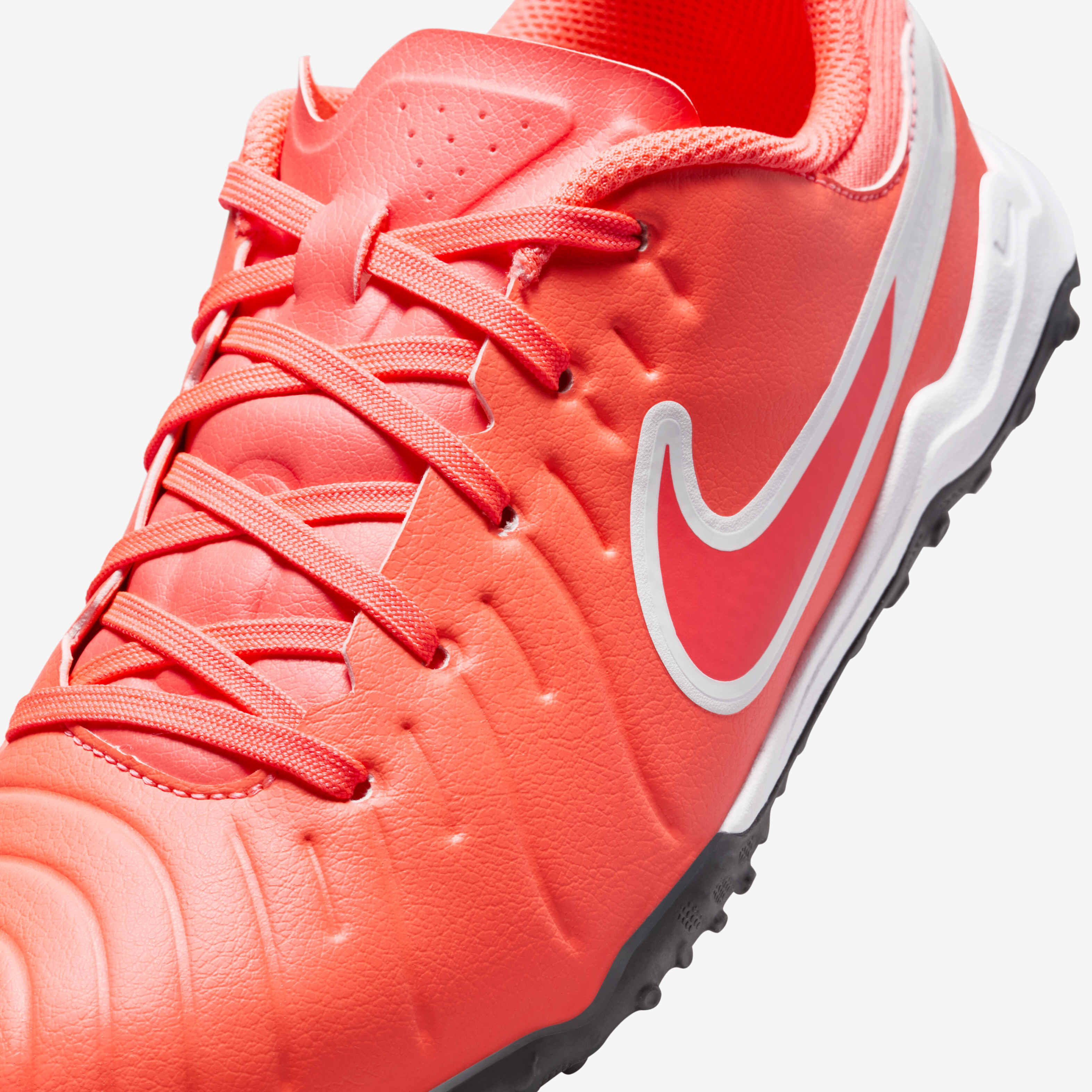 Nike Jr. Tiempo Legend 10 Academy image number 6