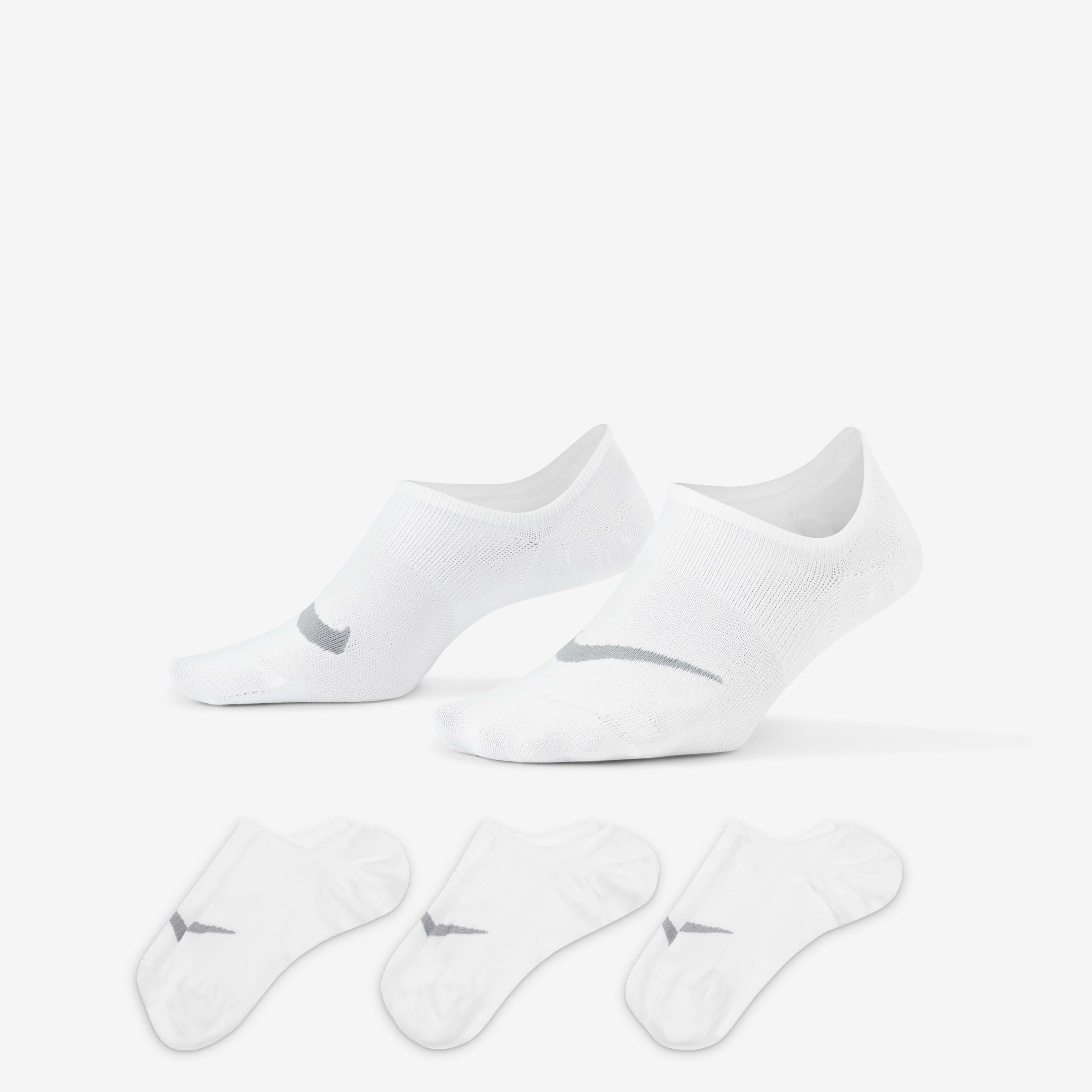Buy Nike Everyday Plus Lightweight Women s Training Footie Socks 3 Pairs Nike Qatar Official