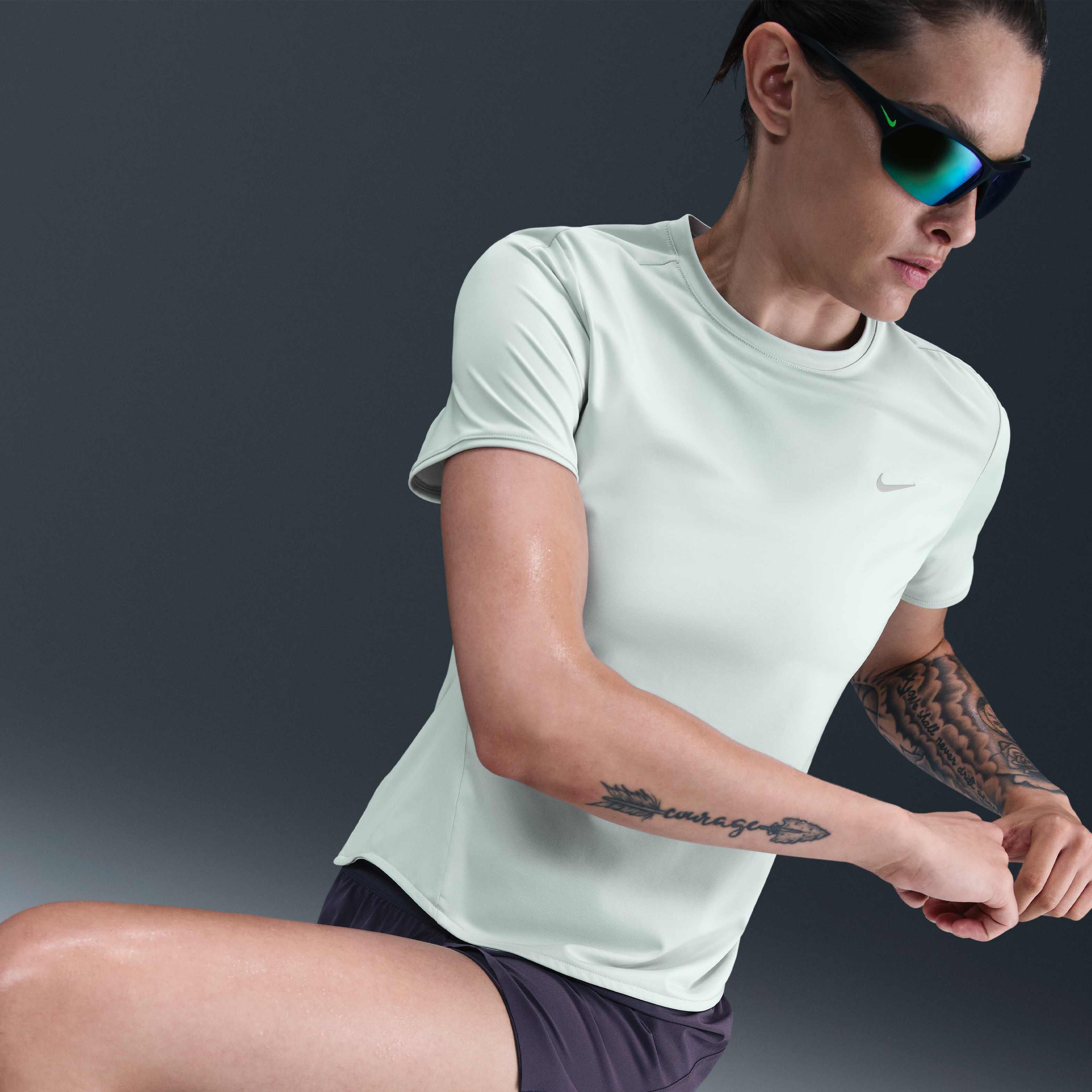 نايكي سويفت image number 2