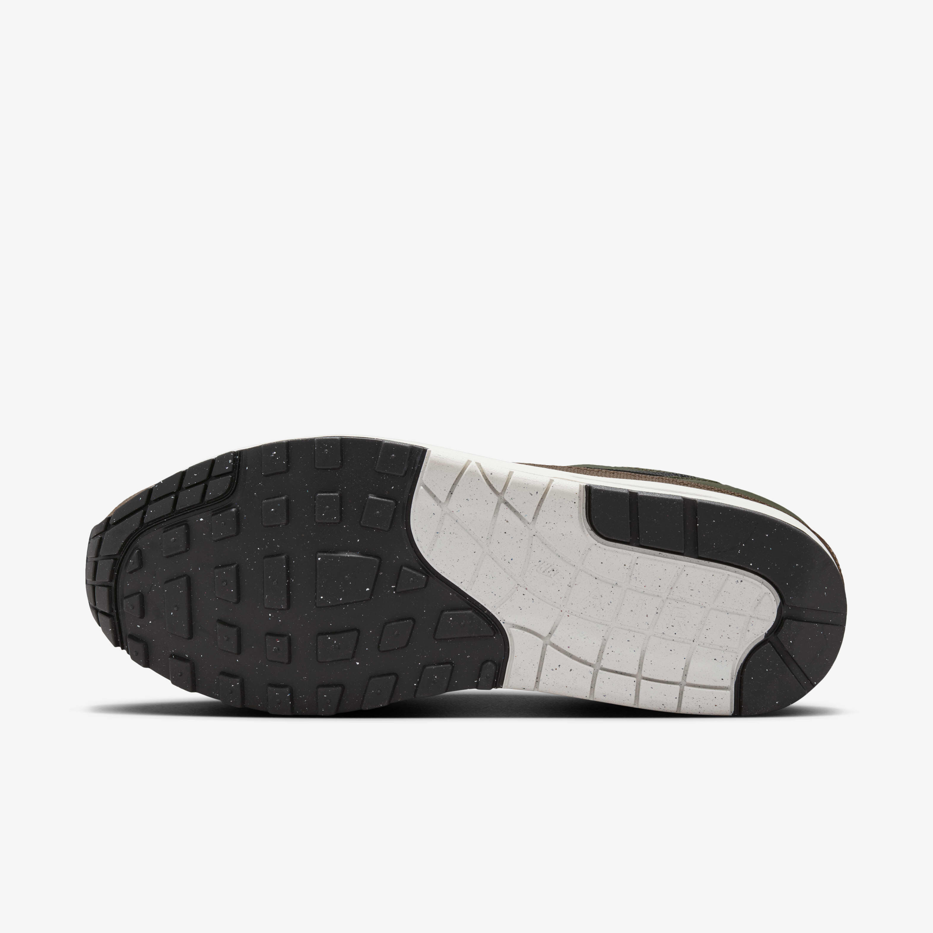 Nike Air Max 1 Essential Premium image number 1