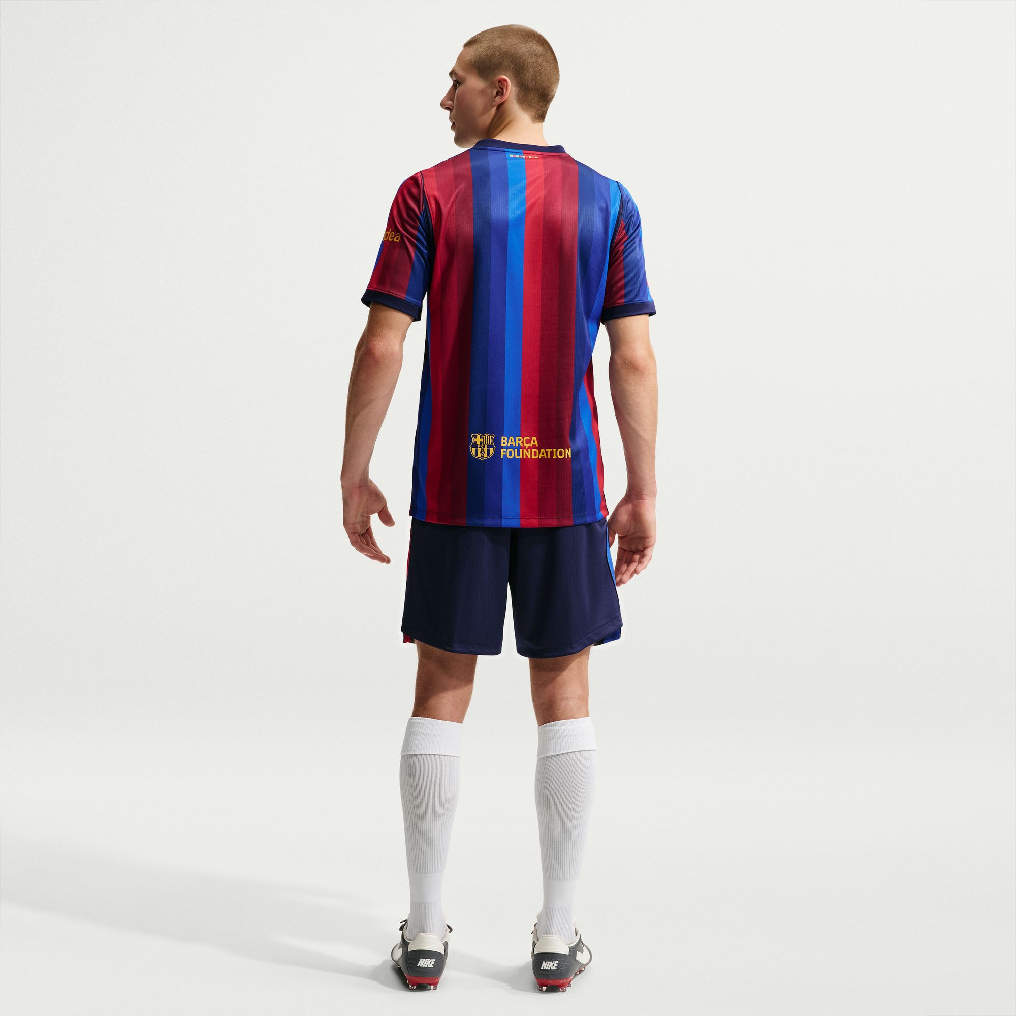 برشلونة الأساسي 27/2026 ستاديوم image number 1
