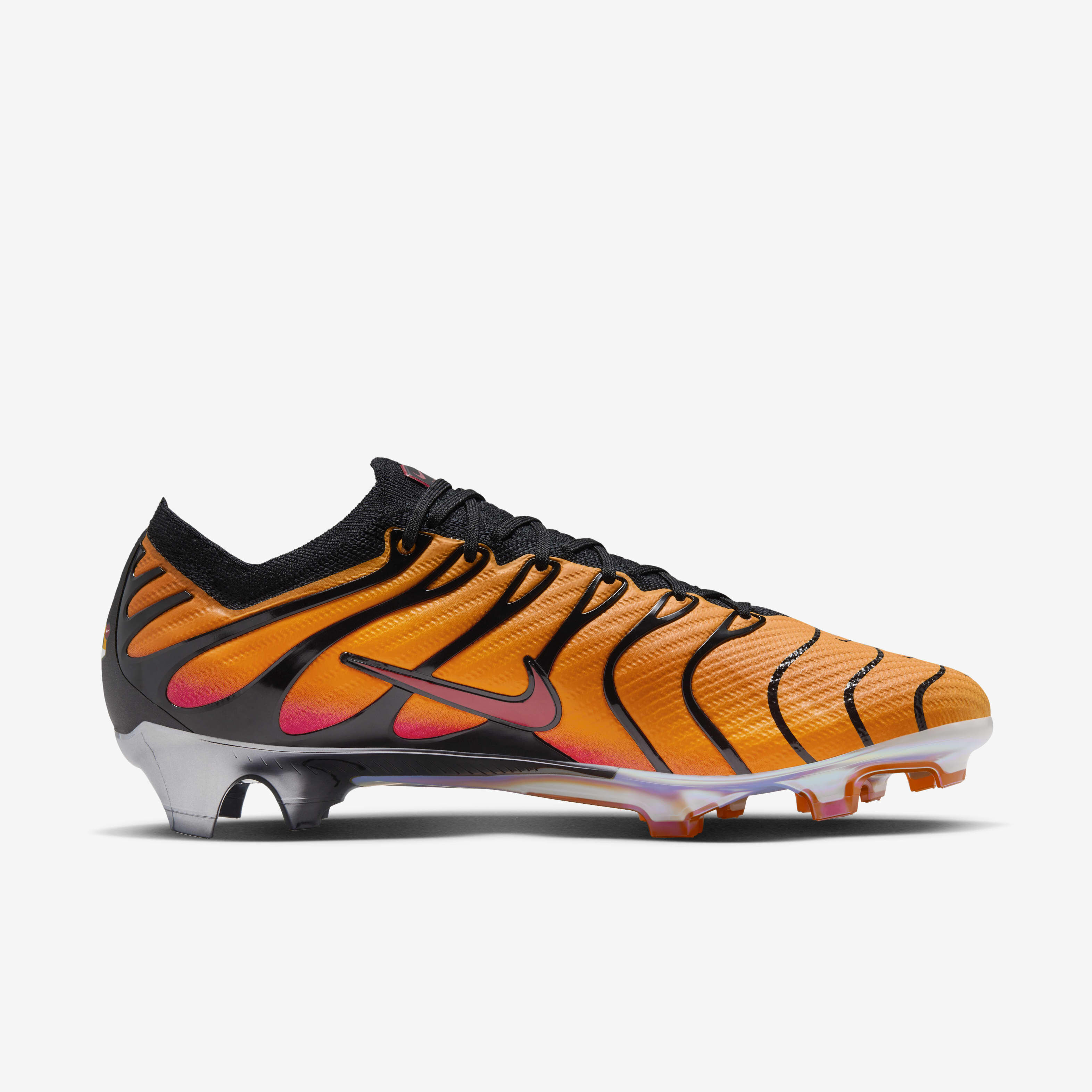 Buy Nike Mercurial Vapor 15 x Air Max Plus FG Low Top Football Boot Nike Qatar Official