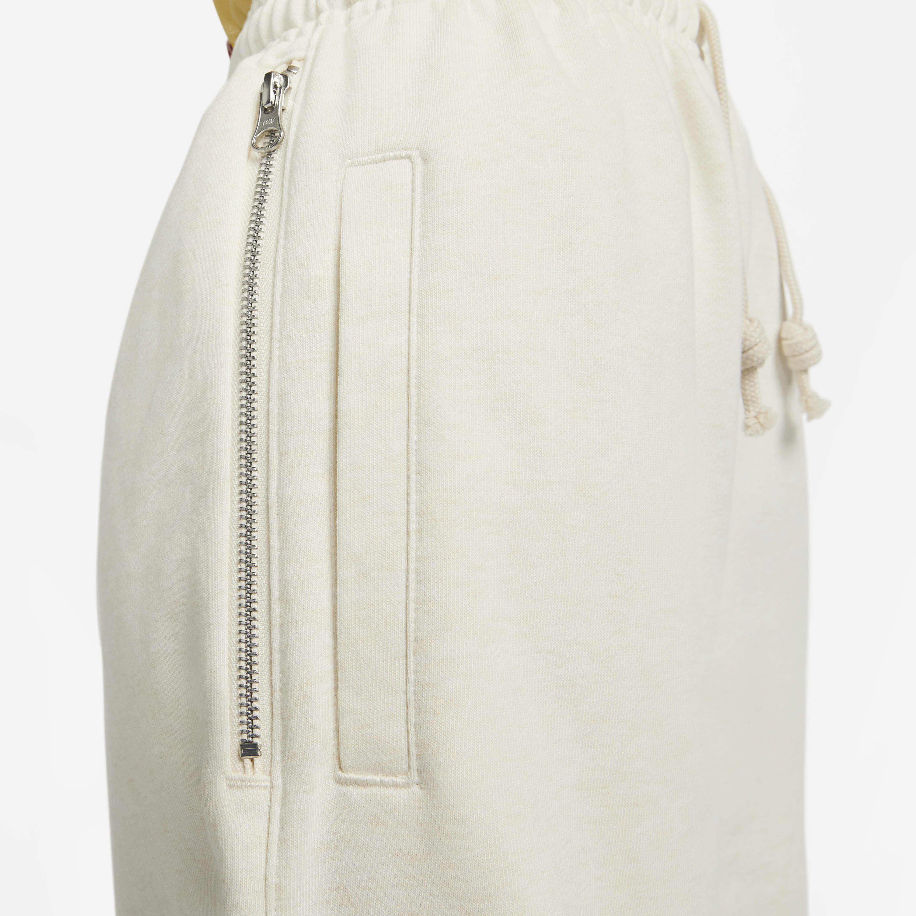 نايكي ستاندرد اشيو image number 5