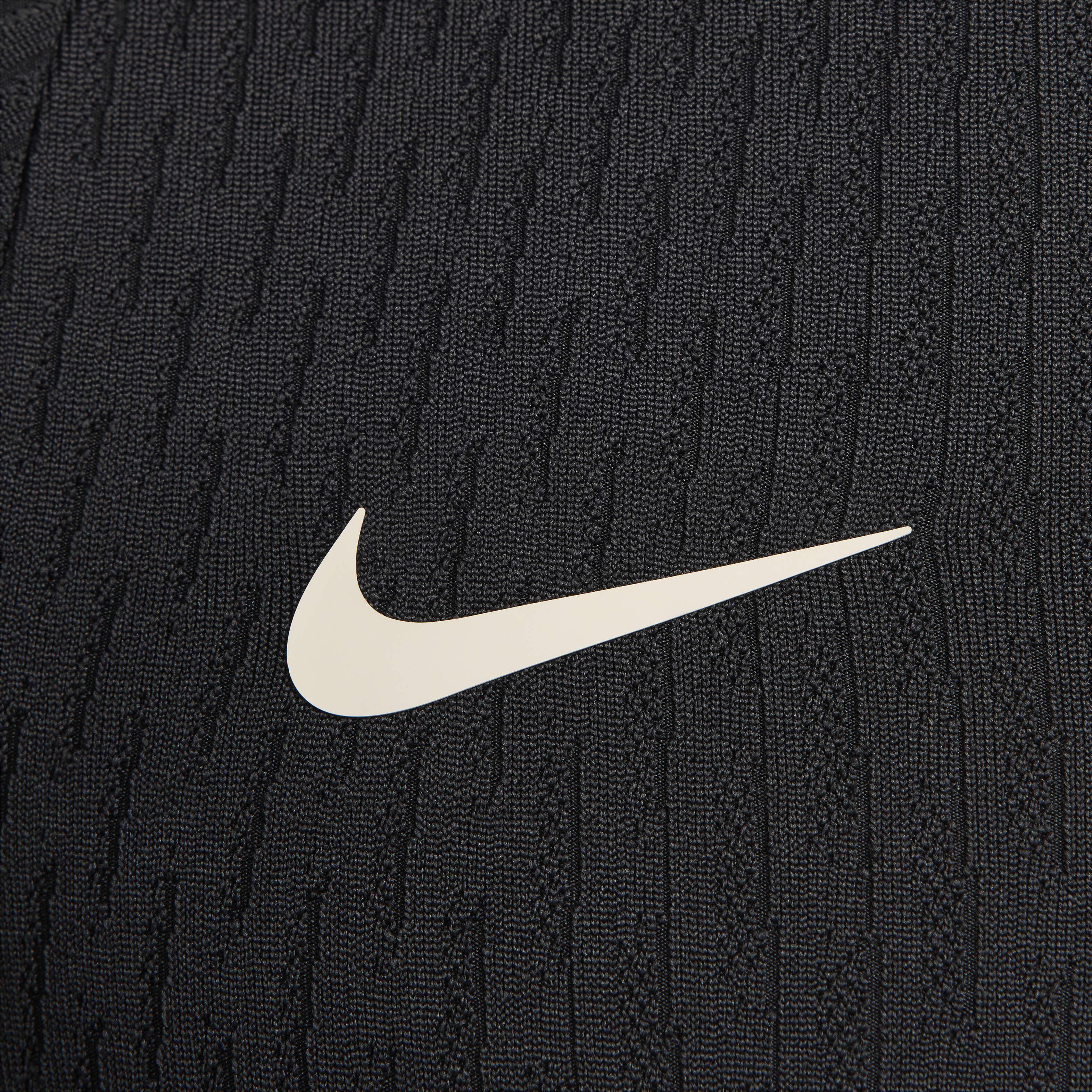 F.C. Barcelona Strike Elite image number 4