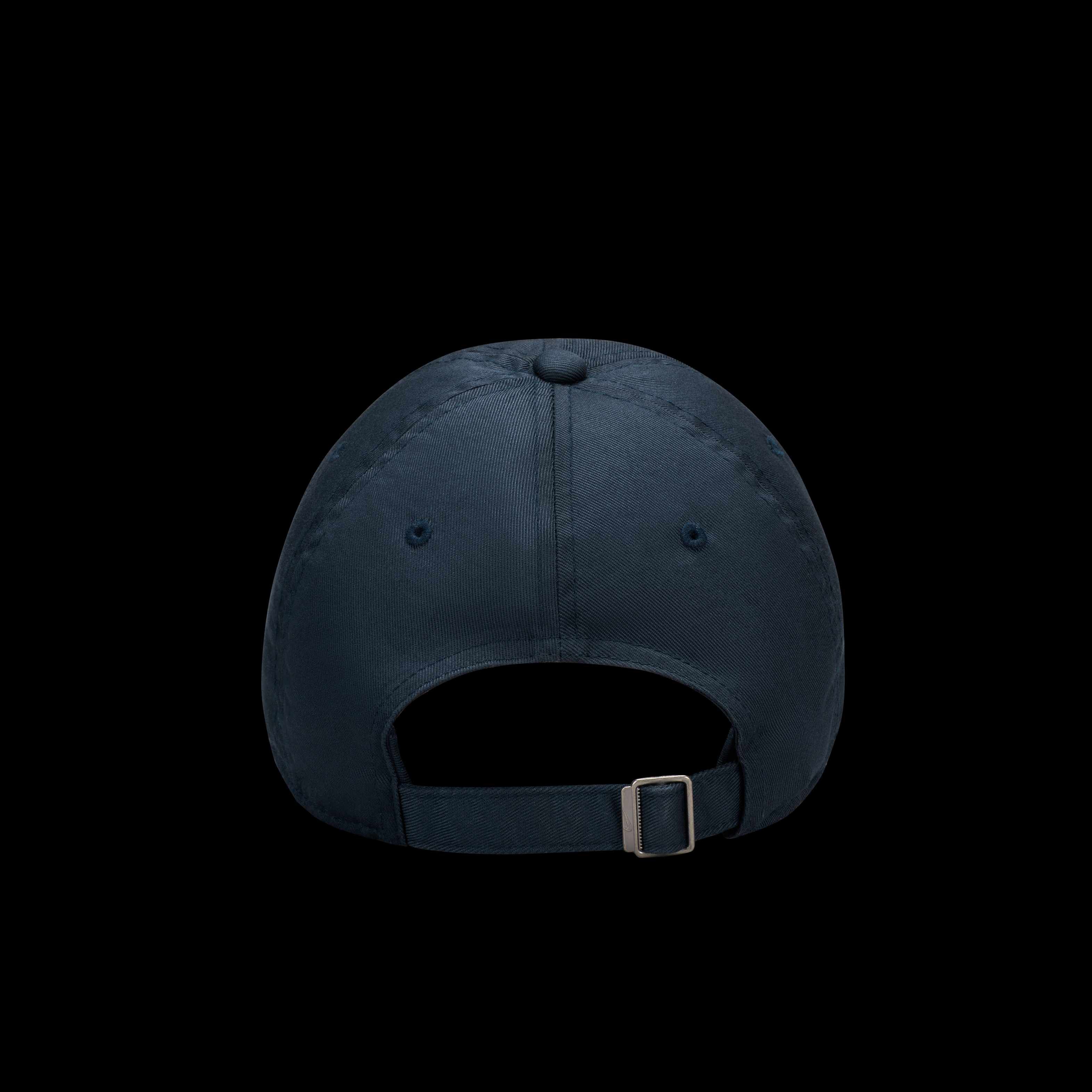 نايكي كلوب image number 5