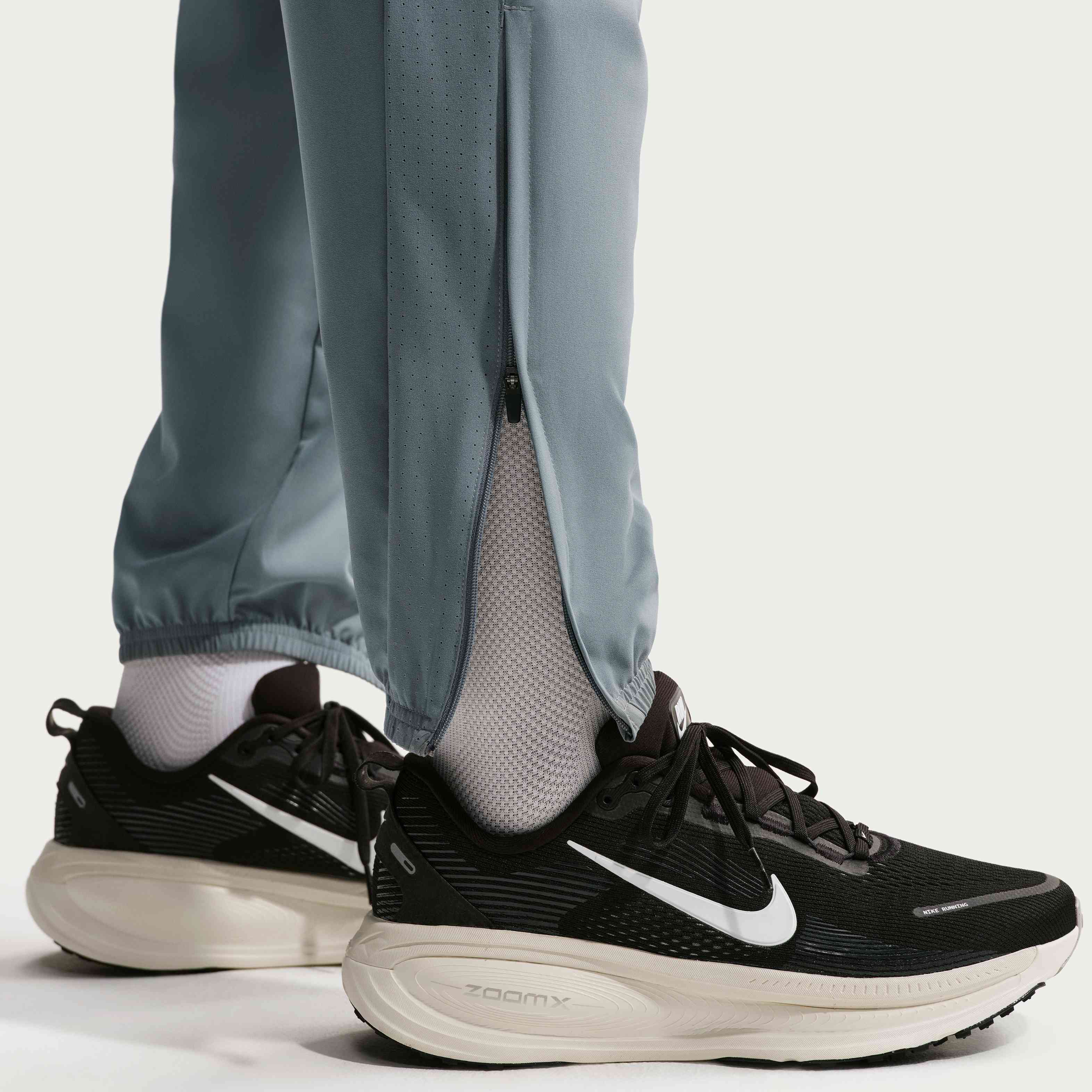 نايكي ميلر image number 5