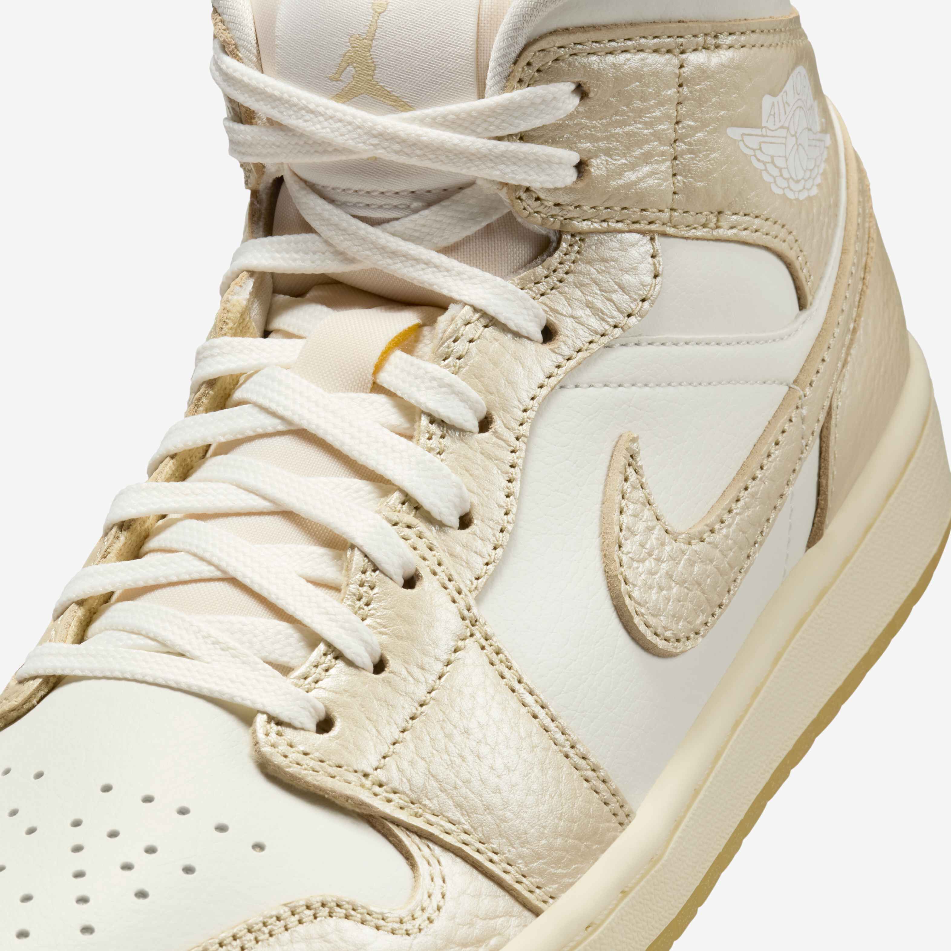 Air Jordan 1 Mid SE image number 6