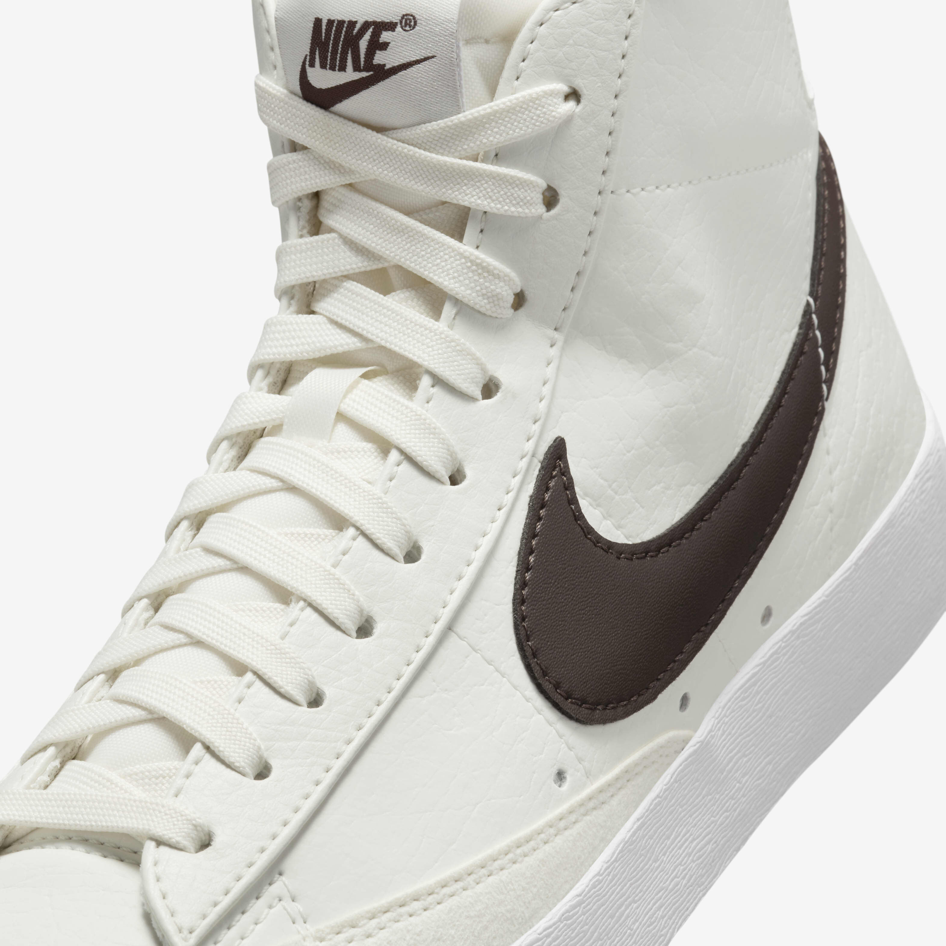 Nike Blazer Mid '77 image number 6