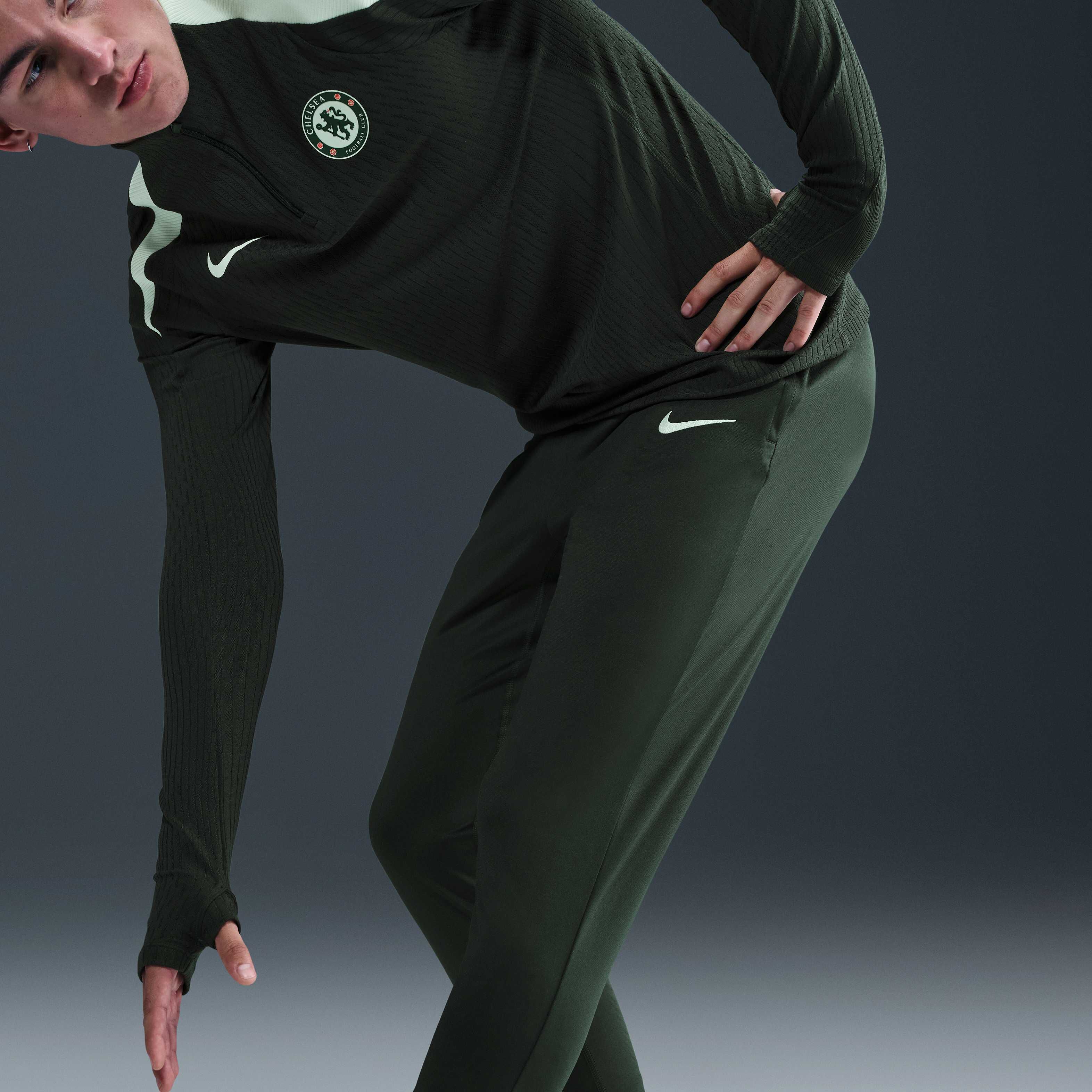 تشيلسي سترايك image number 4