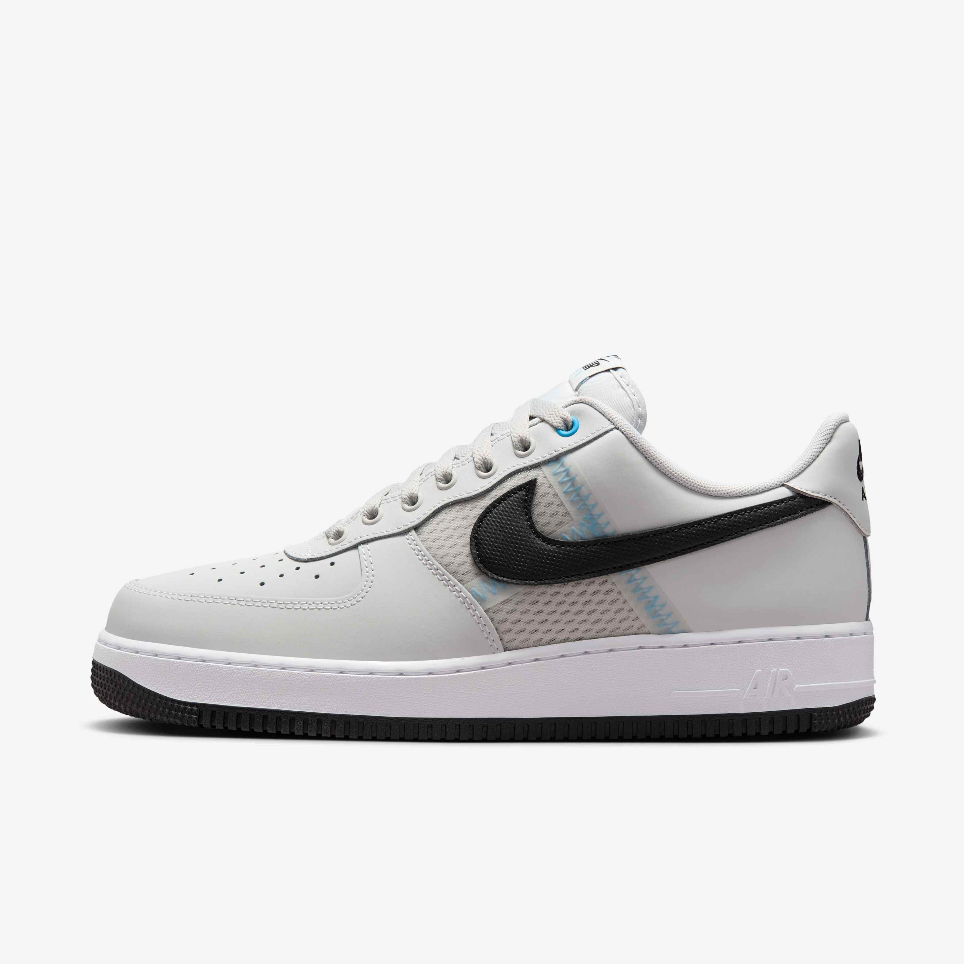 シューズ(男性用) NIKE Air Force medium Nike Air Force 1 Mid '07 Men's Shoe. Nike CA