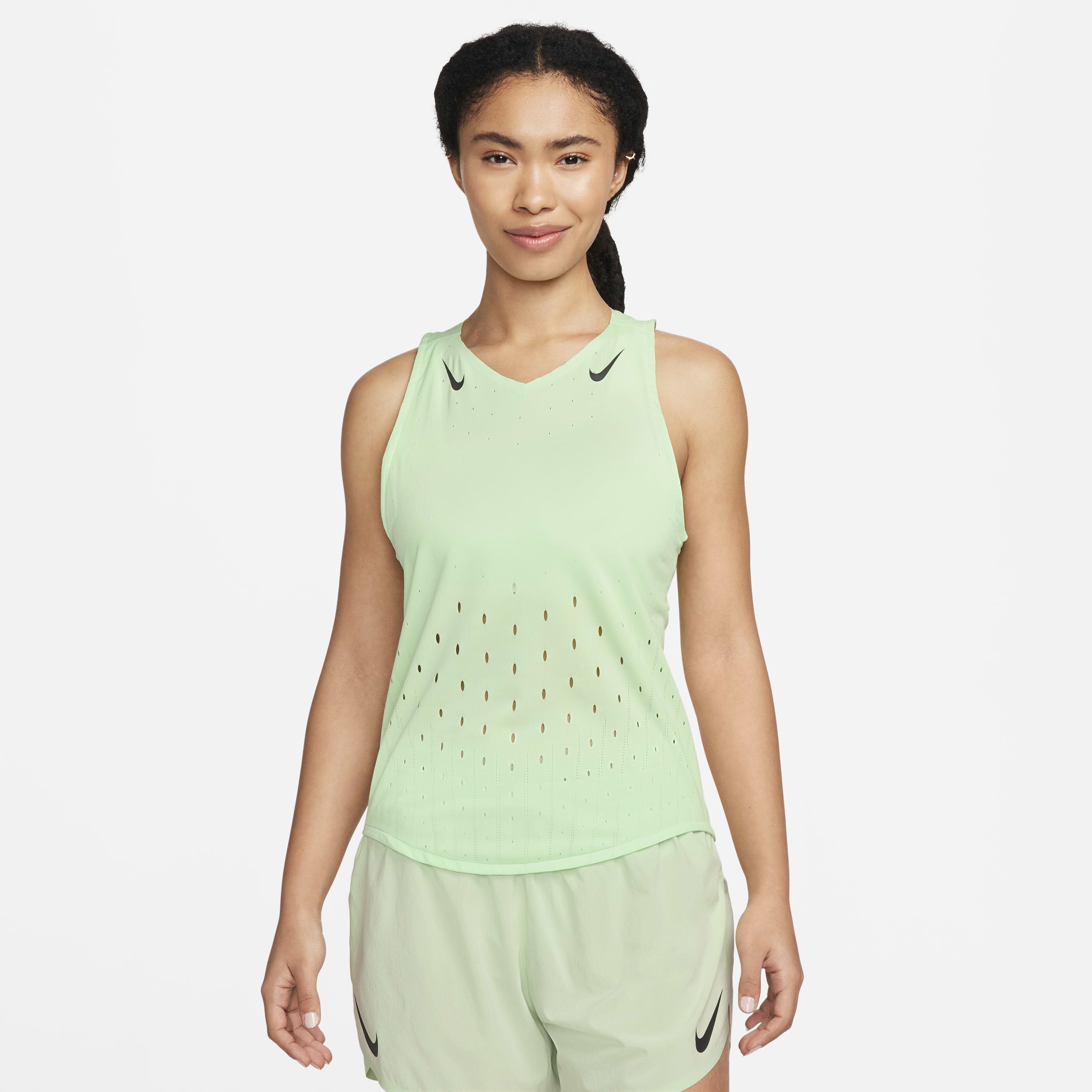 Nike aeroswift jacket store