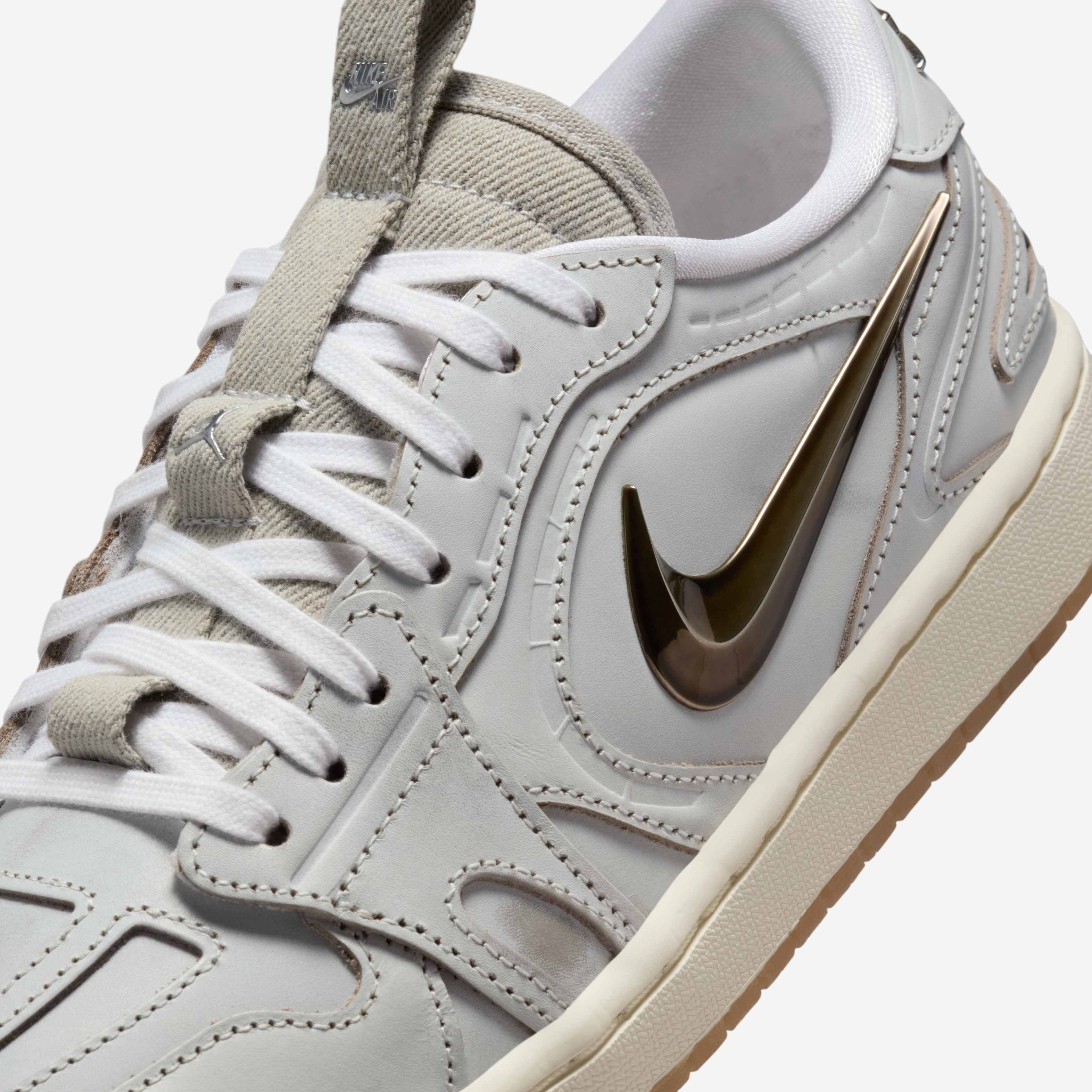 Air Jordan 1 Low Method of Make image number 6