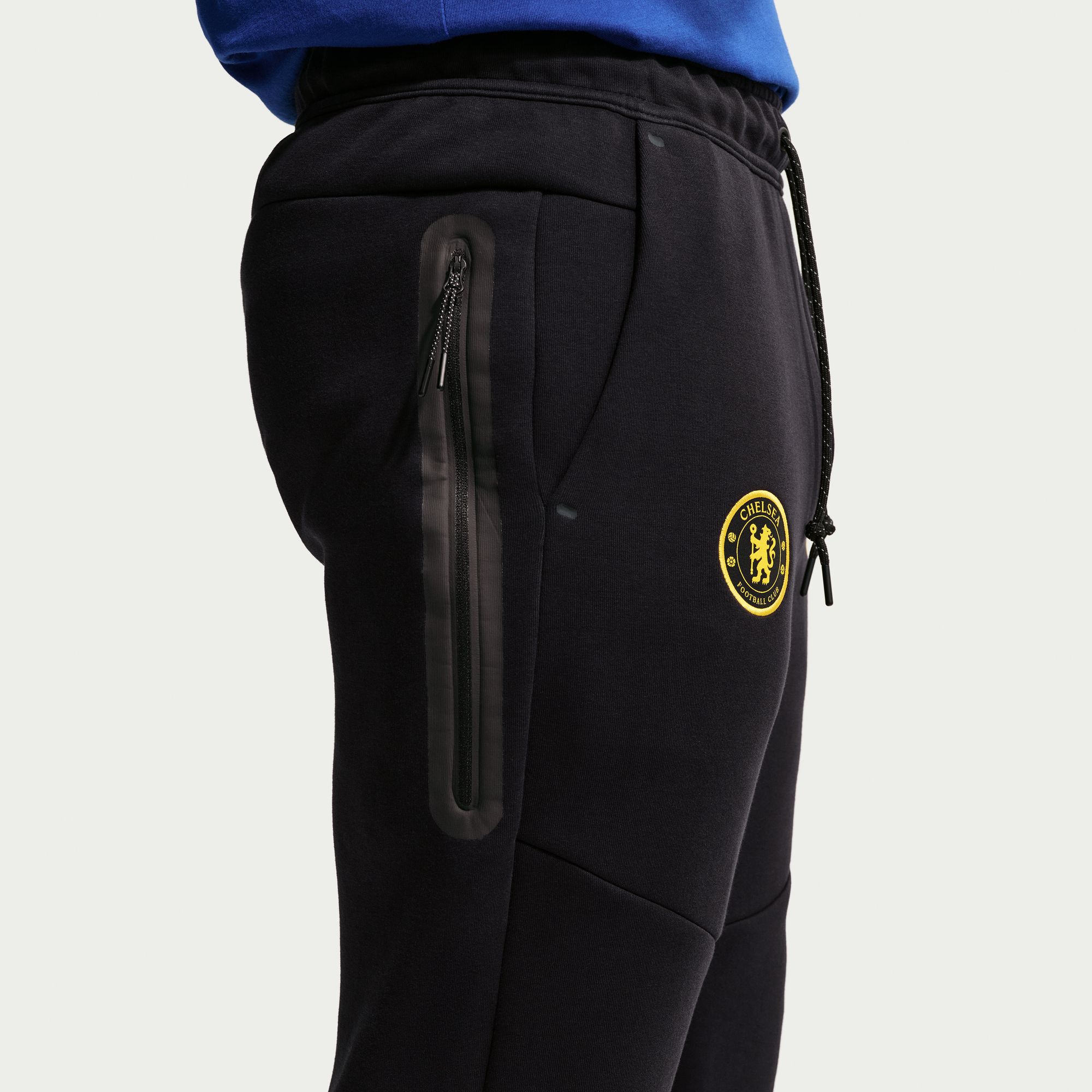 Chelsea FC Tech Fleece image number 3