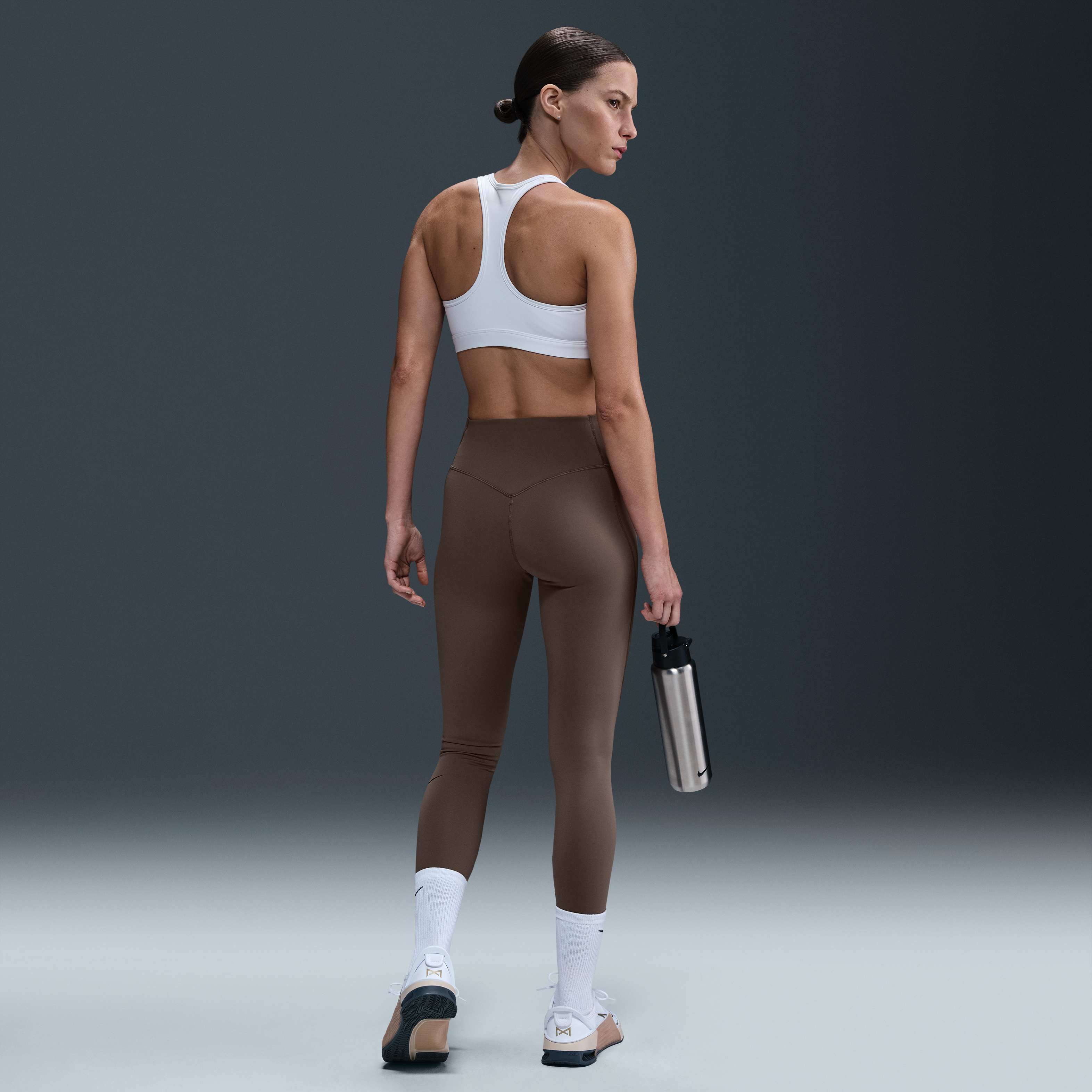 Nike Universa image number 3