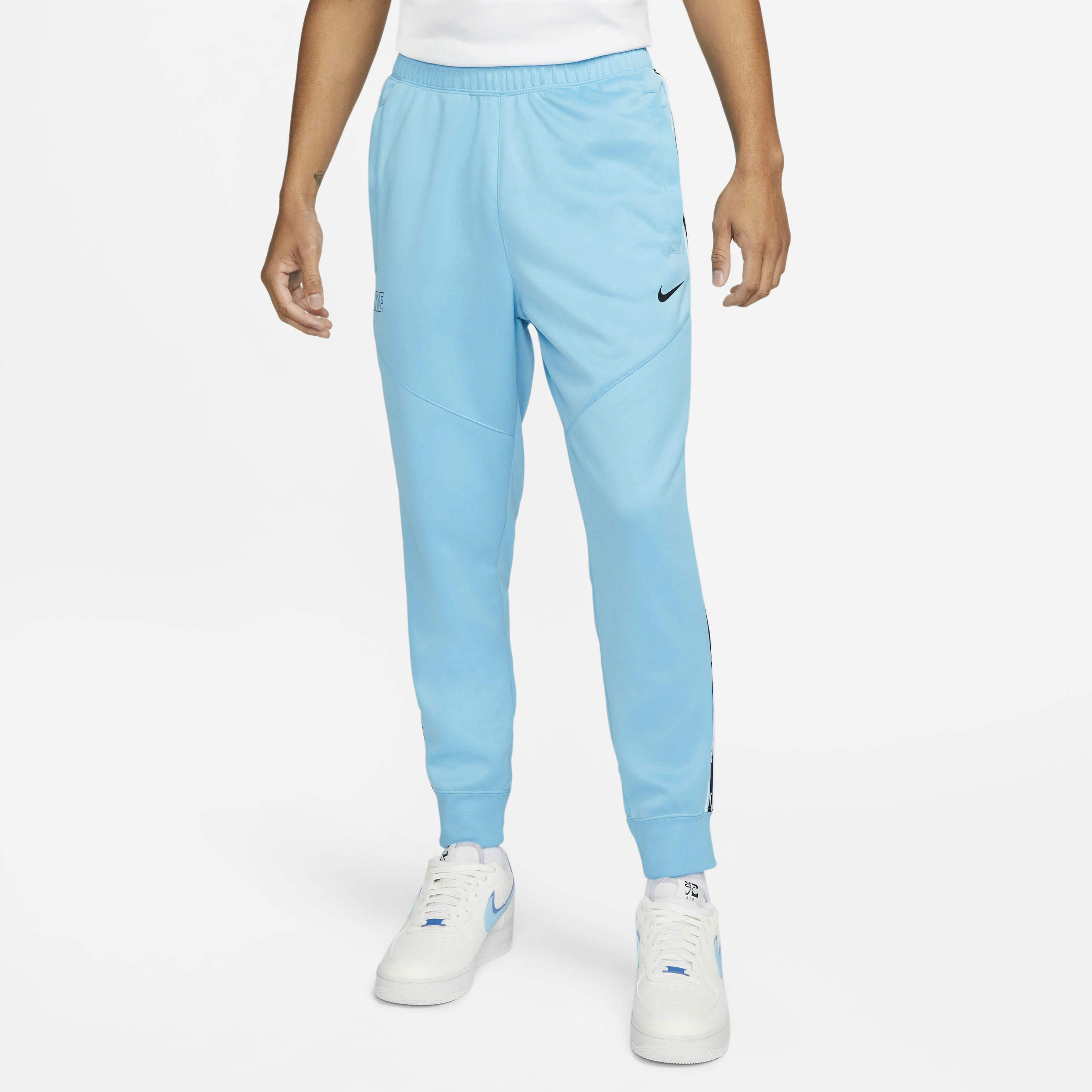 Nike Sportswear Repeat image number 0