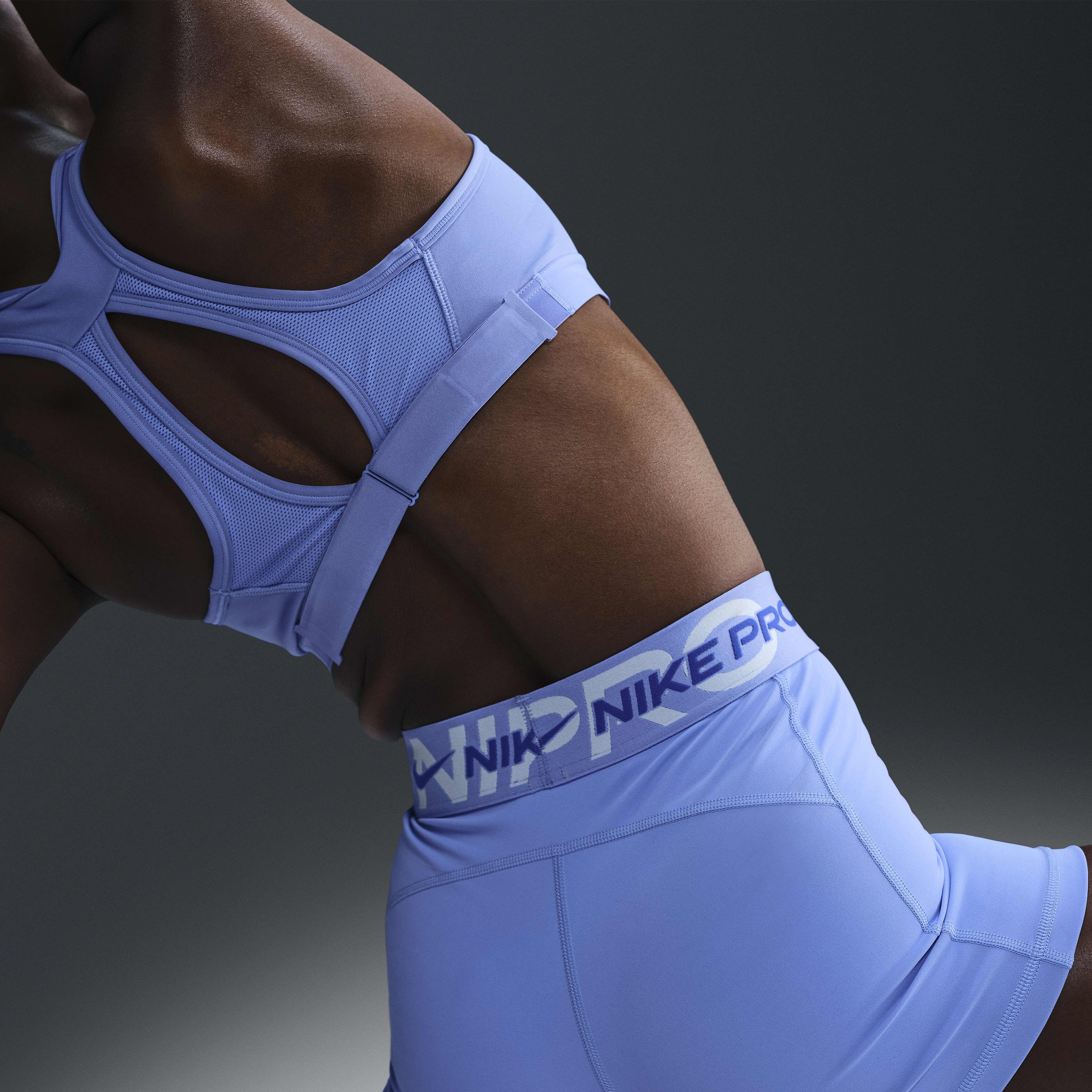 Nike Pro image number 2