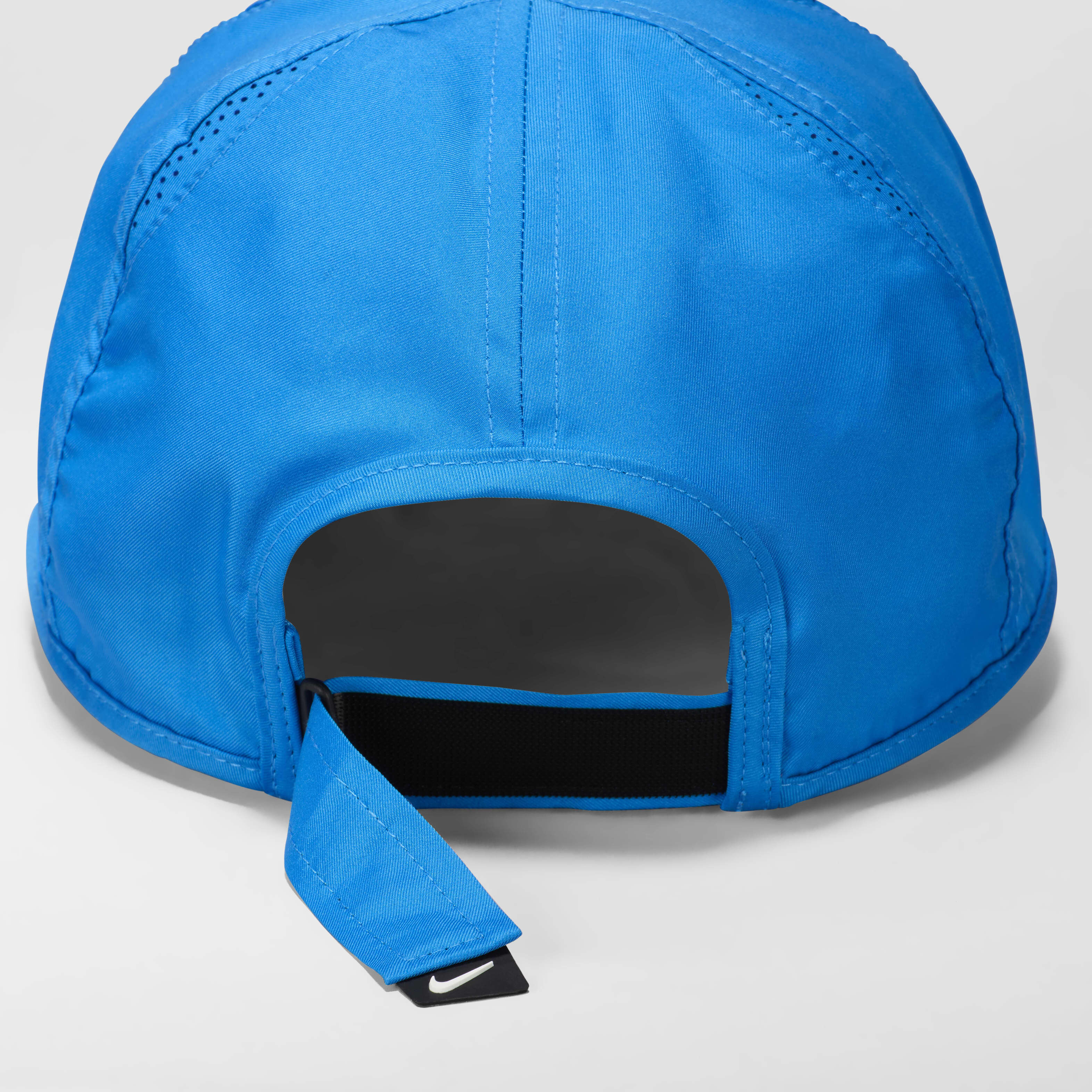 Buy Nike Dri FIT Club Unstructured Featherlight Cap Nike Qatar Official