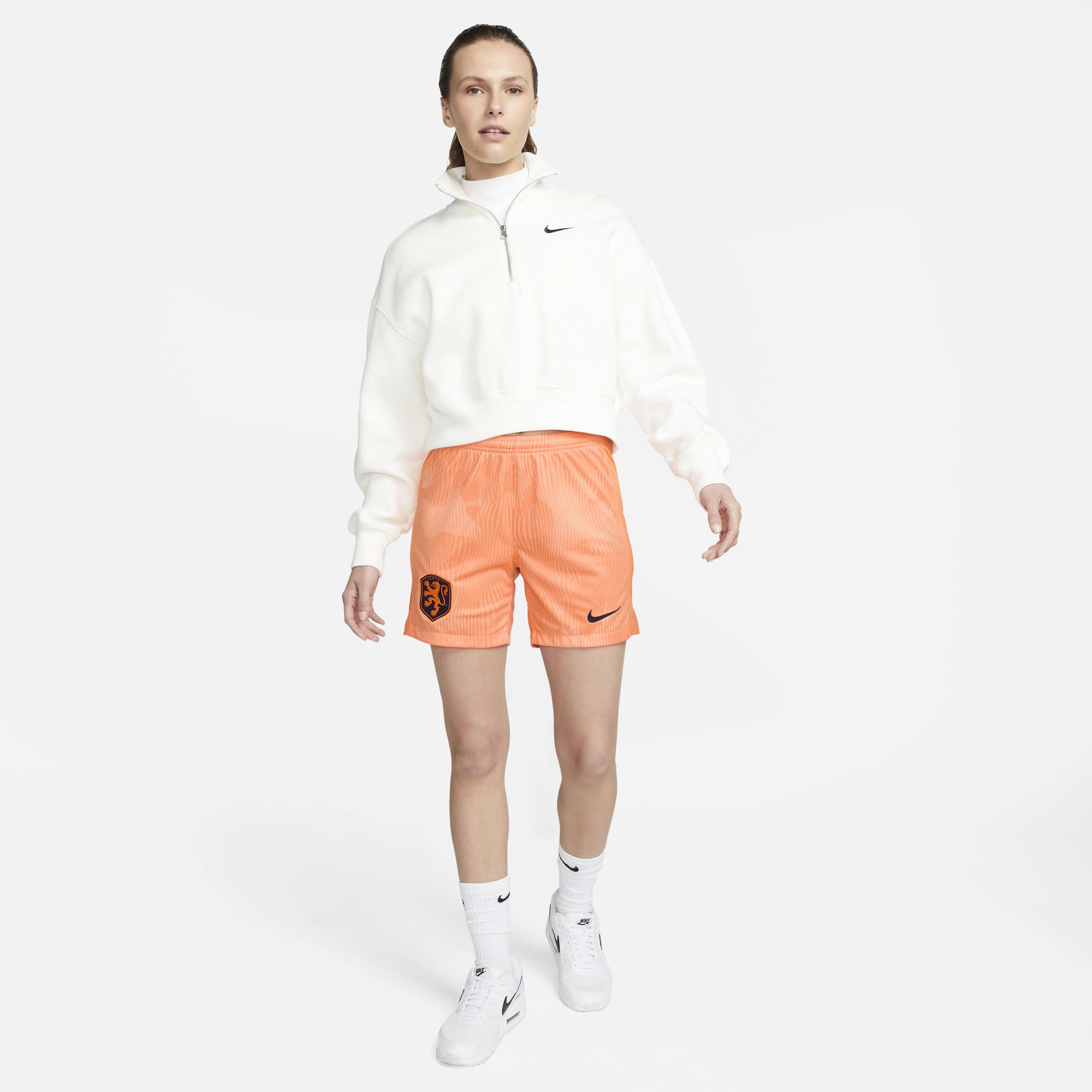 هولندا 2022/23 ستيديوم الأساسي image number 6