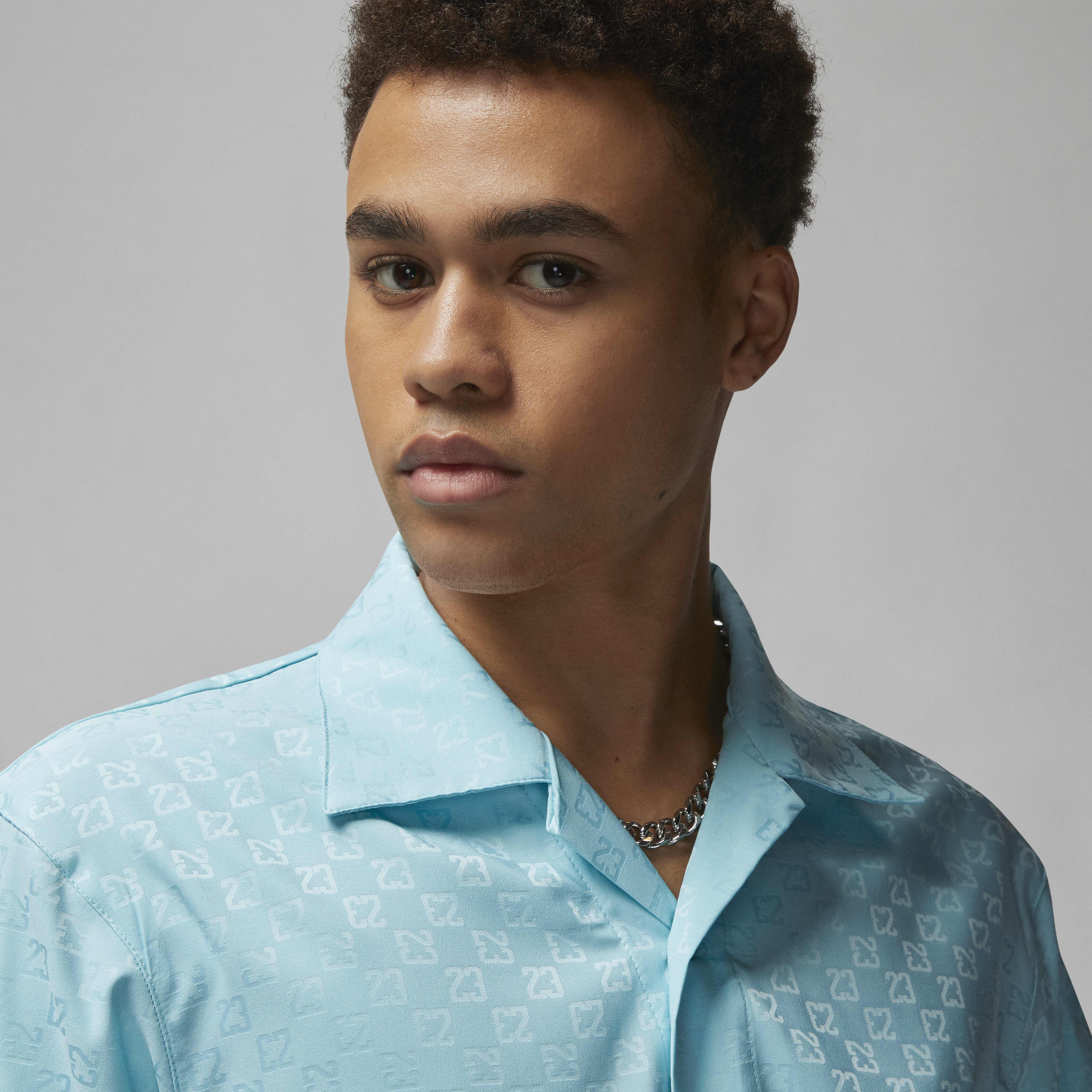 Jordan Essentials image number 2