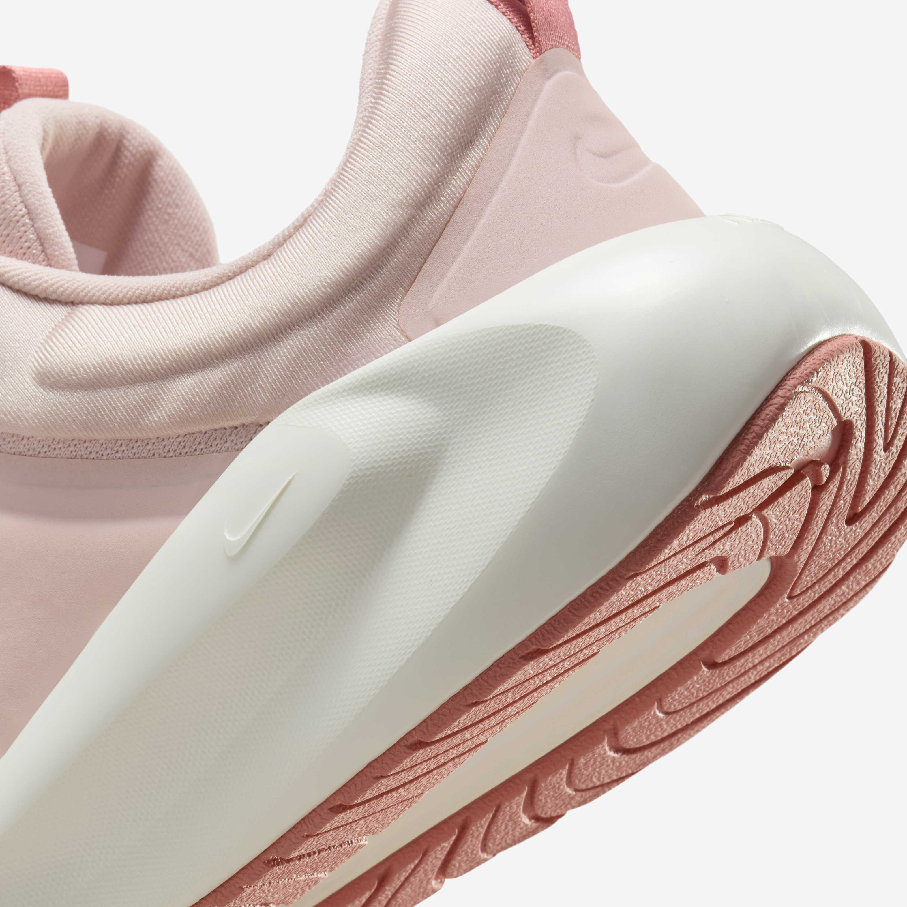 نايكي ان-سيزون تي ار 14 image number 7