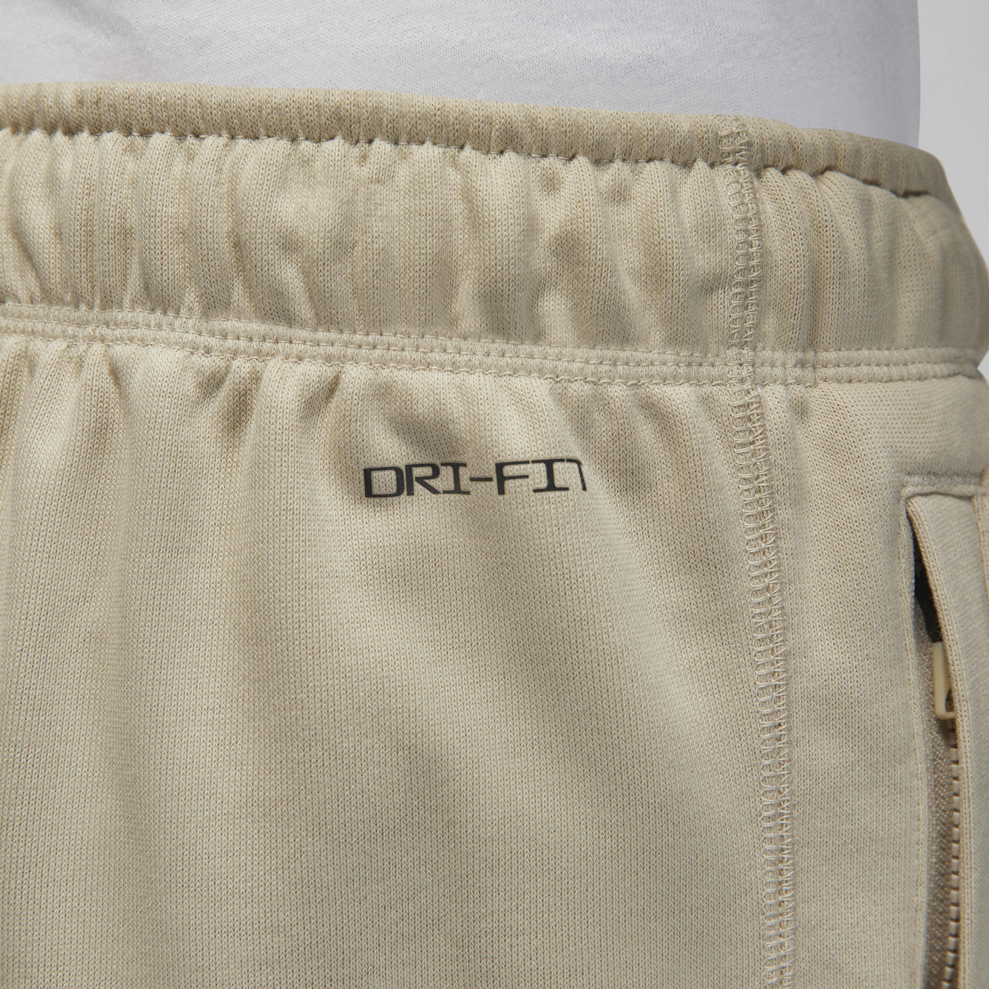 Jordan Dri-FIT Sport image number 4