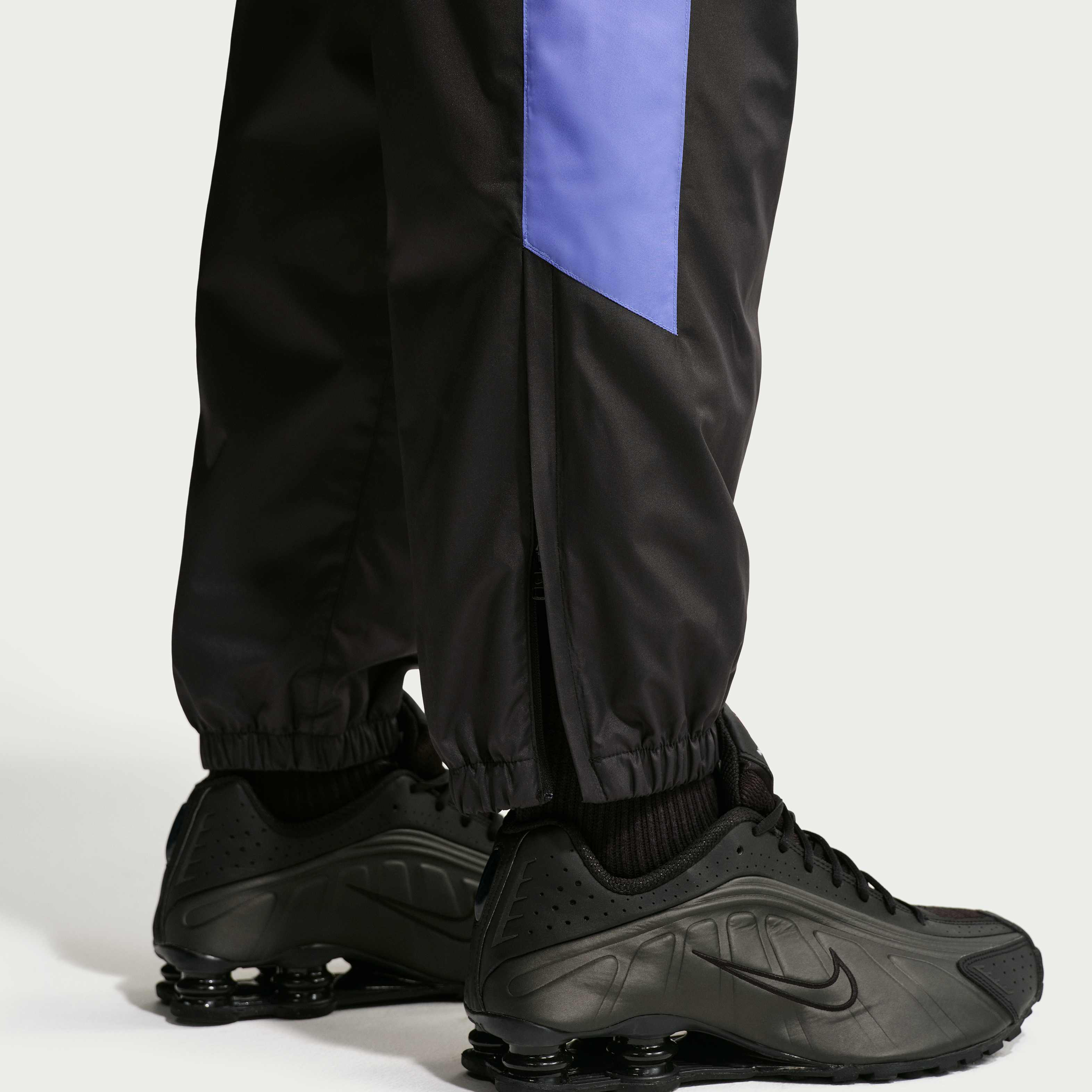 نايكي ويندرانر image number 5