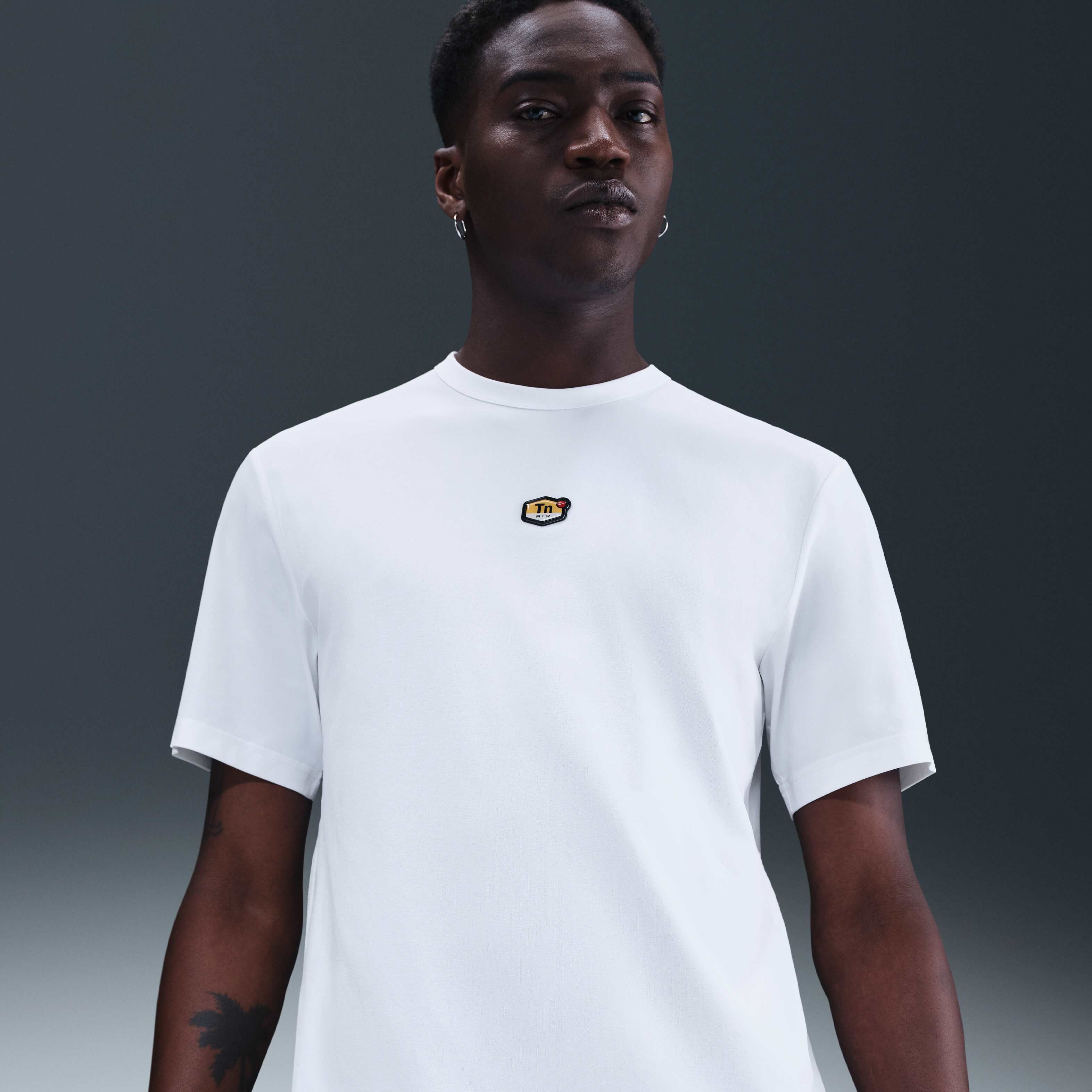 Nike Sportswear image number 0