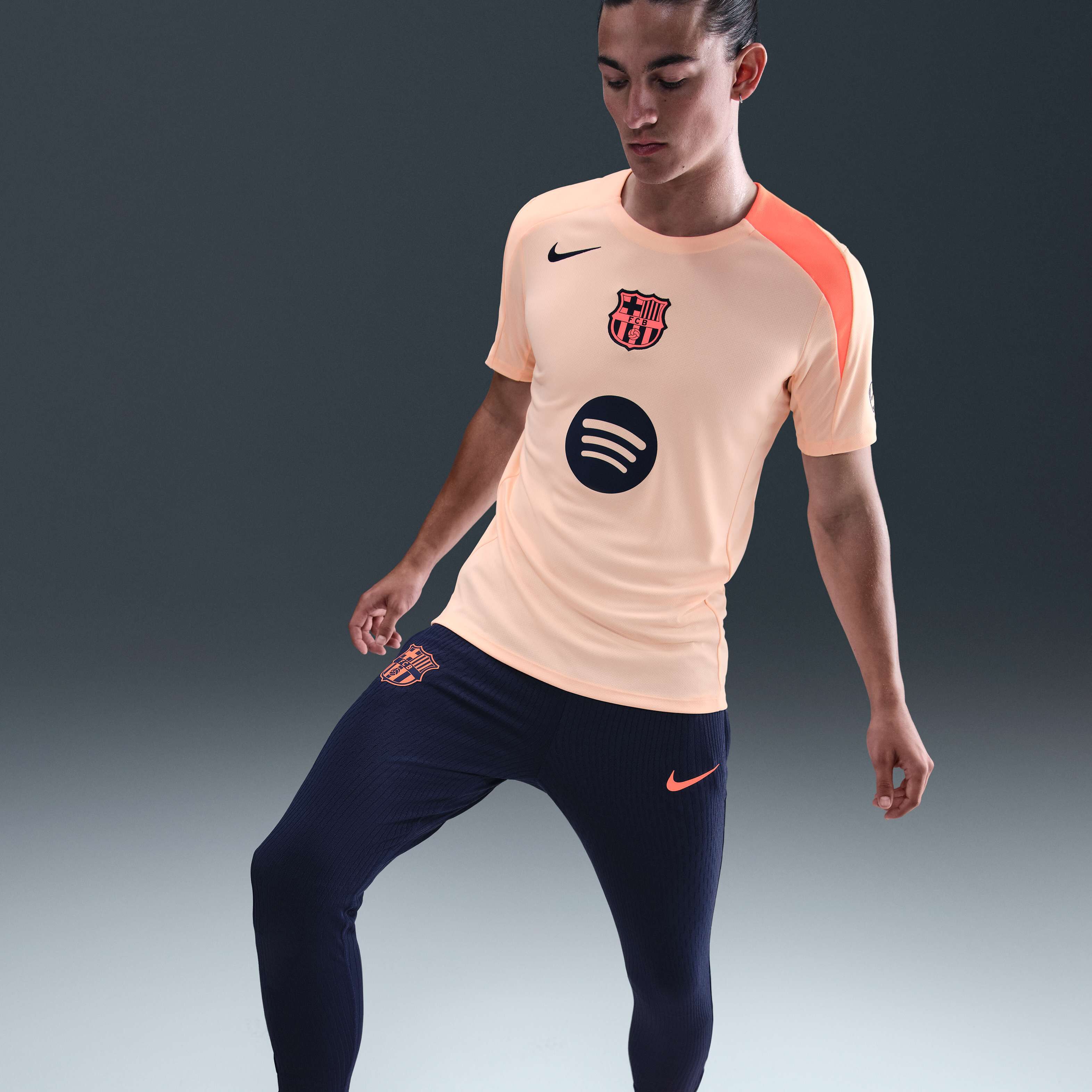 【激レア】Nike FC Barcelona DRI-FIT M Nike FC Barcelona Dri-FIT Strike Men's Drill Top – Soccer Maxx