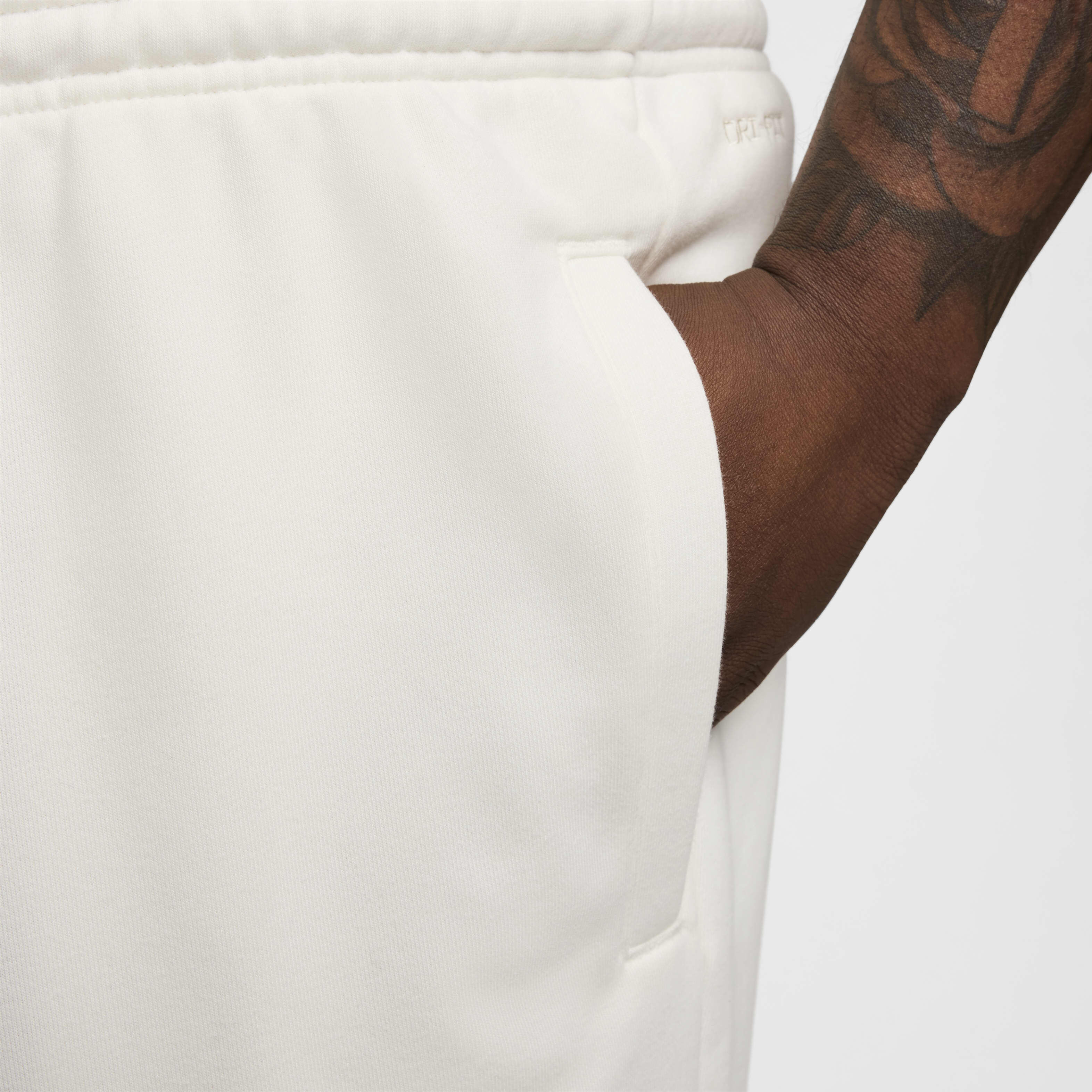 نايكي ستاندرد ايشيو image number 13