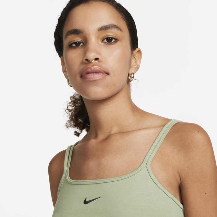 Nike Sportswear Essentials image number 2 Nike Sportswear Essentials image number 2