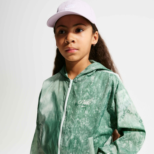 Jackets & Gilets-Nike, Nike Sportswear Club, Girls' Woven Tracksuit Jacket