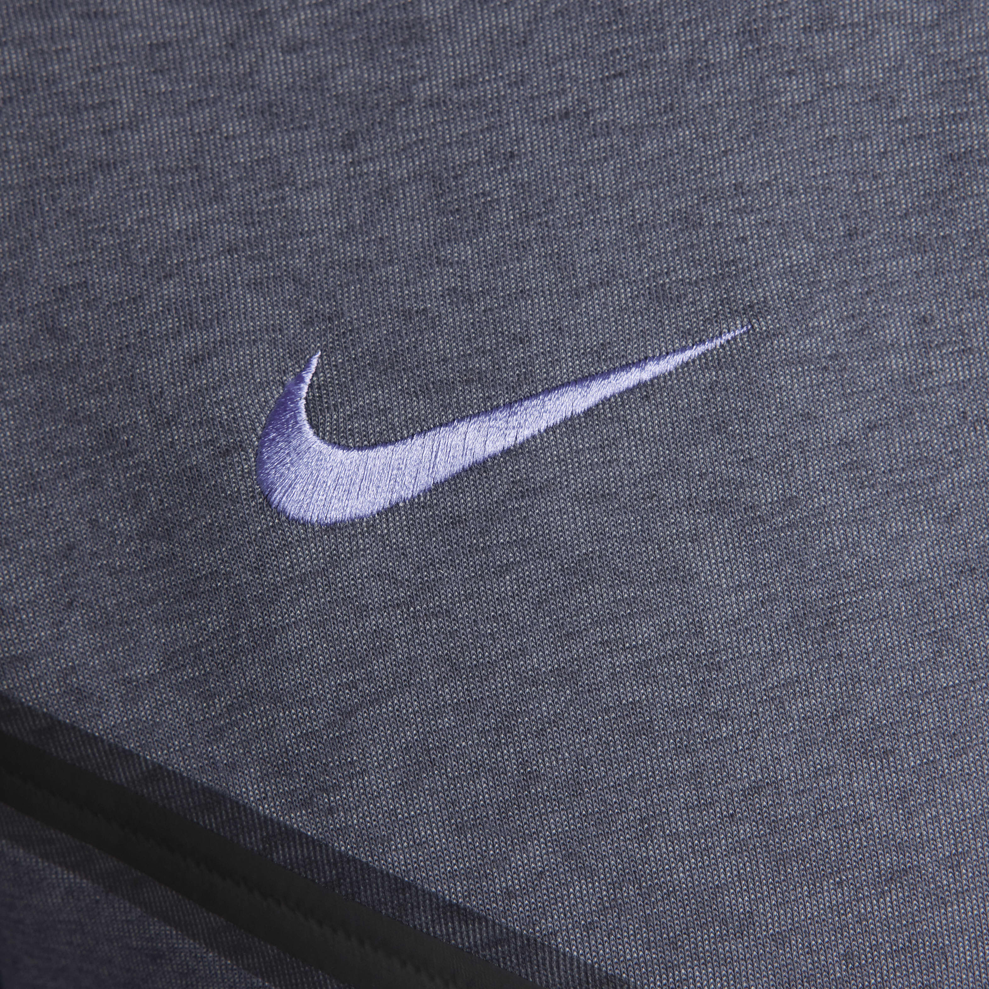 ليفربول F.C. تك فليس ويندرانر ثيرد image number 7