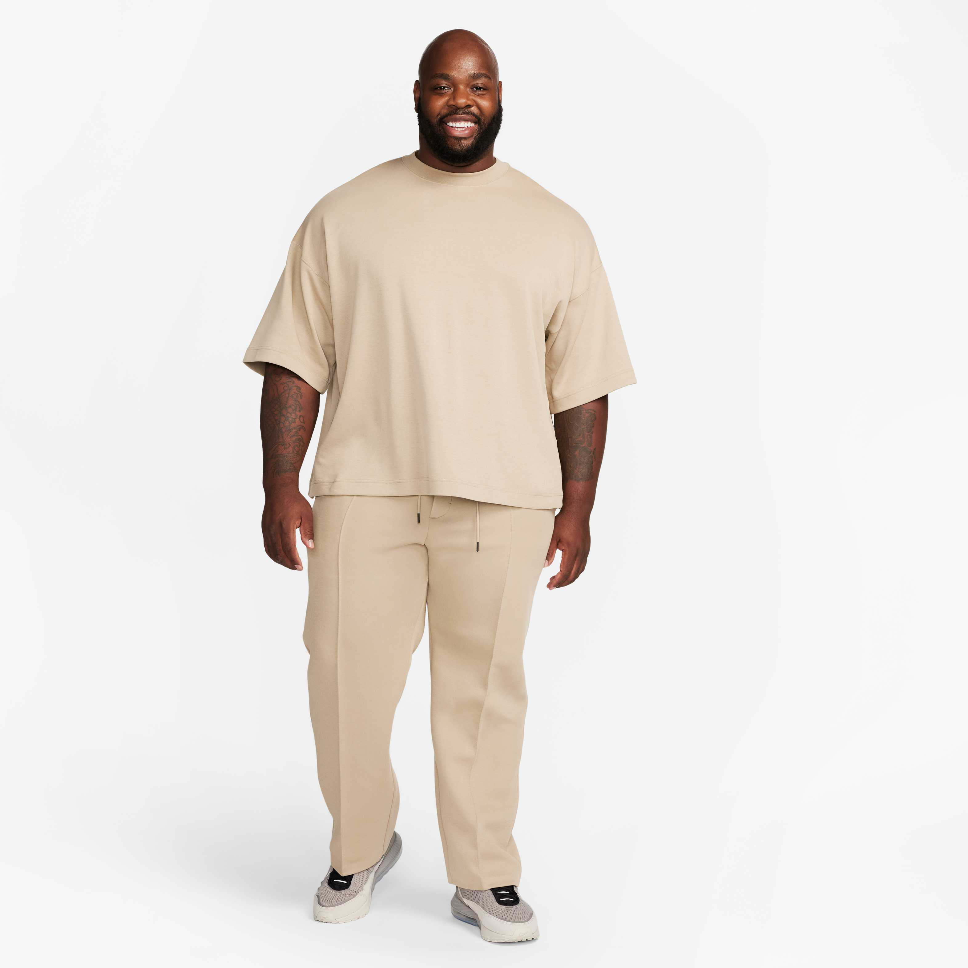 نايكي تك فليس ري-ايمادجيند image number 14