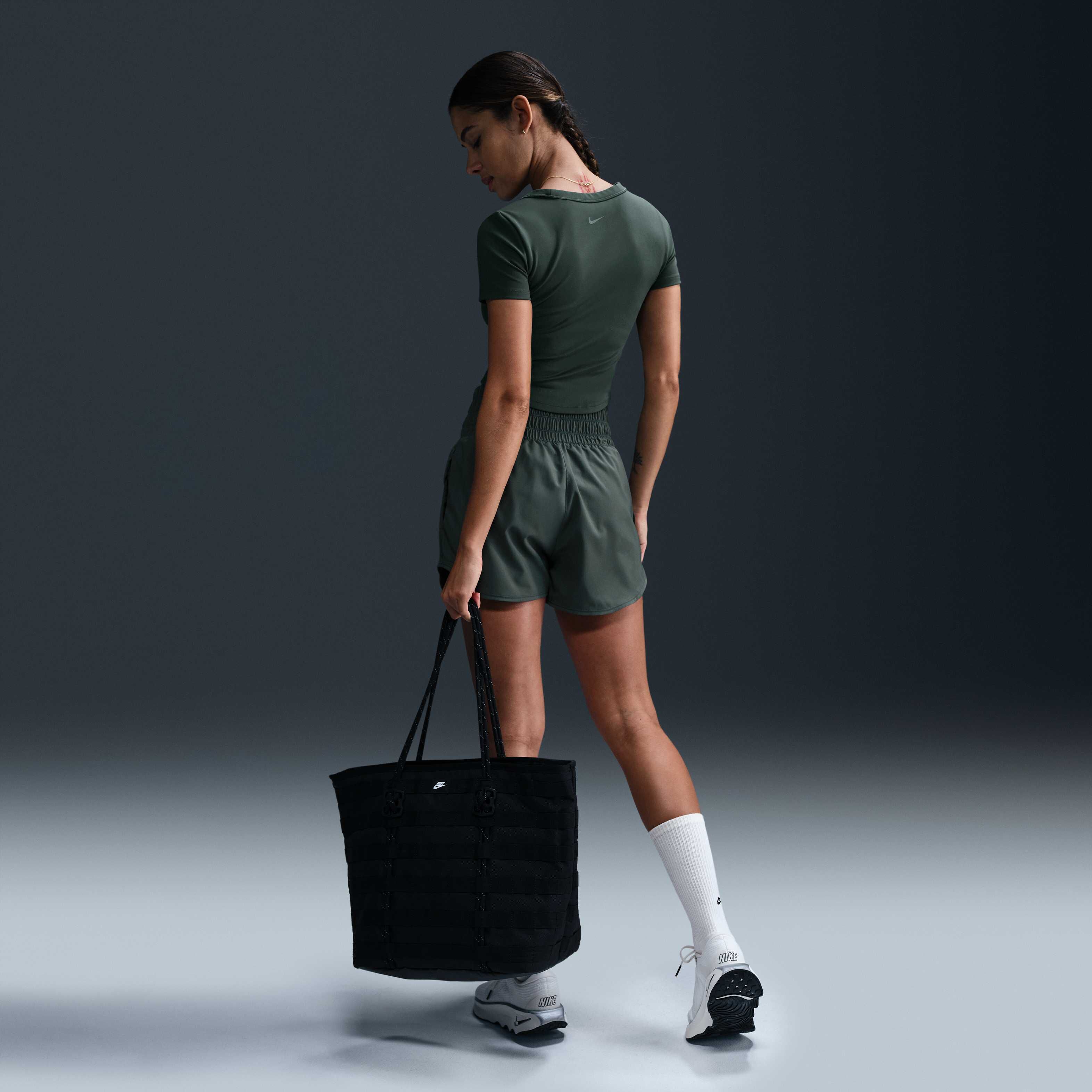 نايكي ون فيتد image number 4