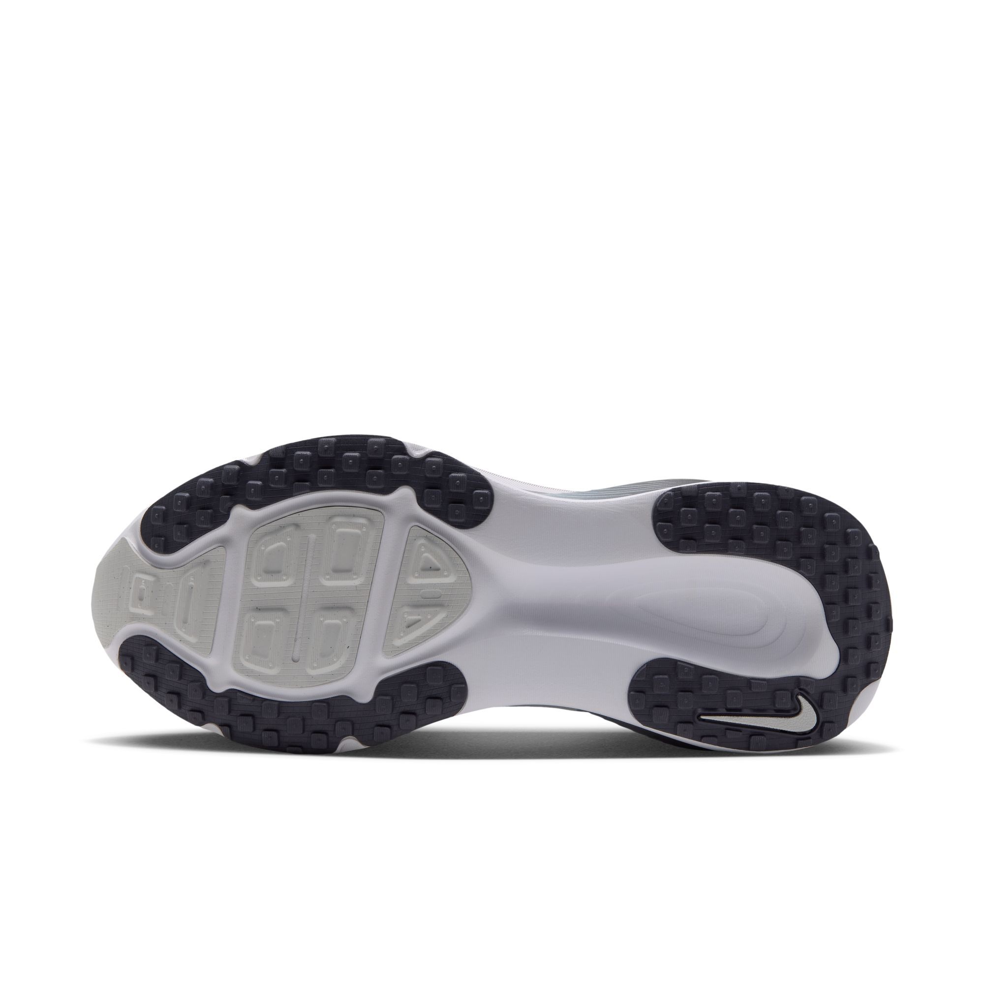 Nike Vomero 18 image number 8