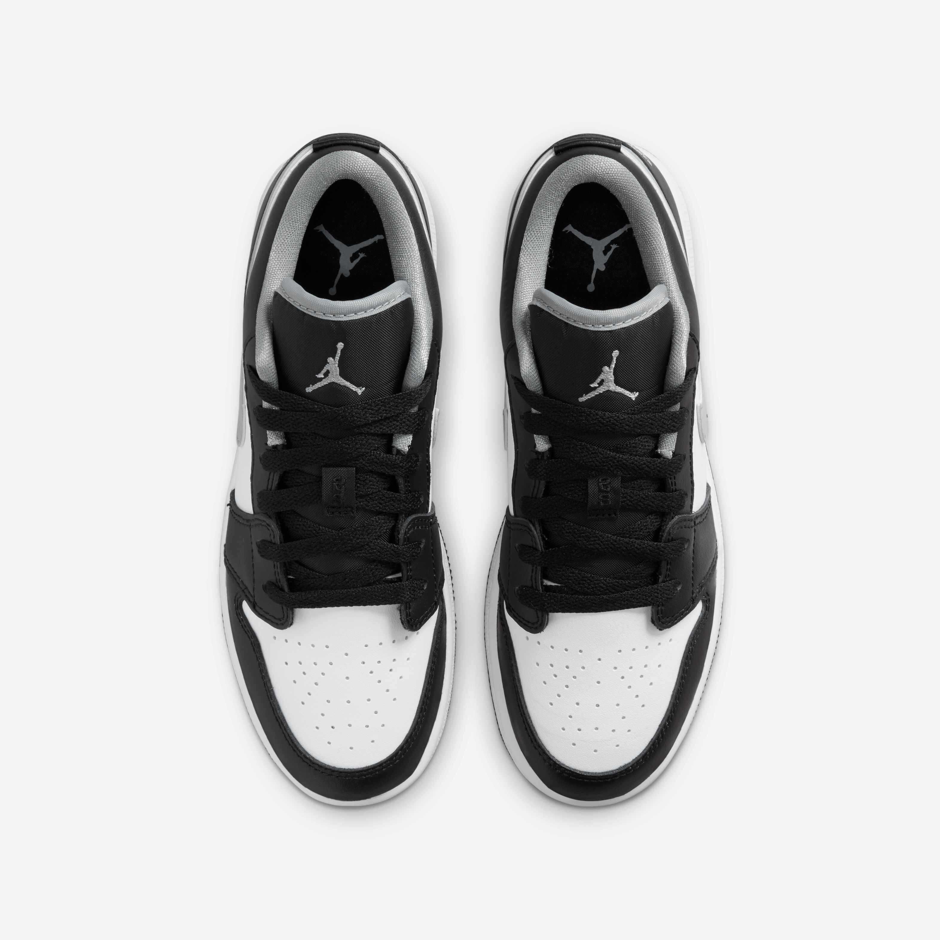 اير جوردن 1 لو image number 3