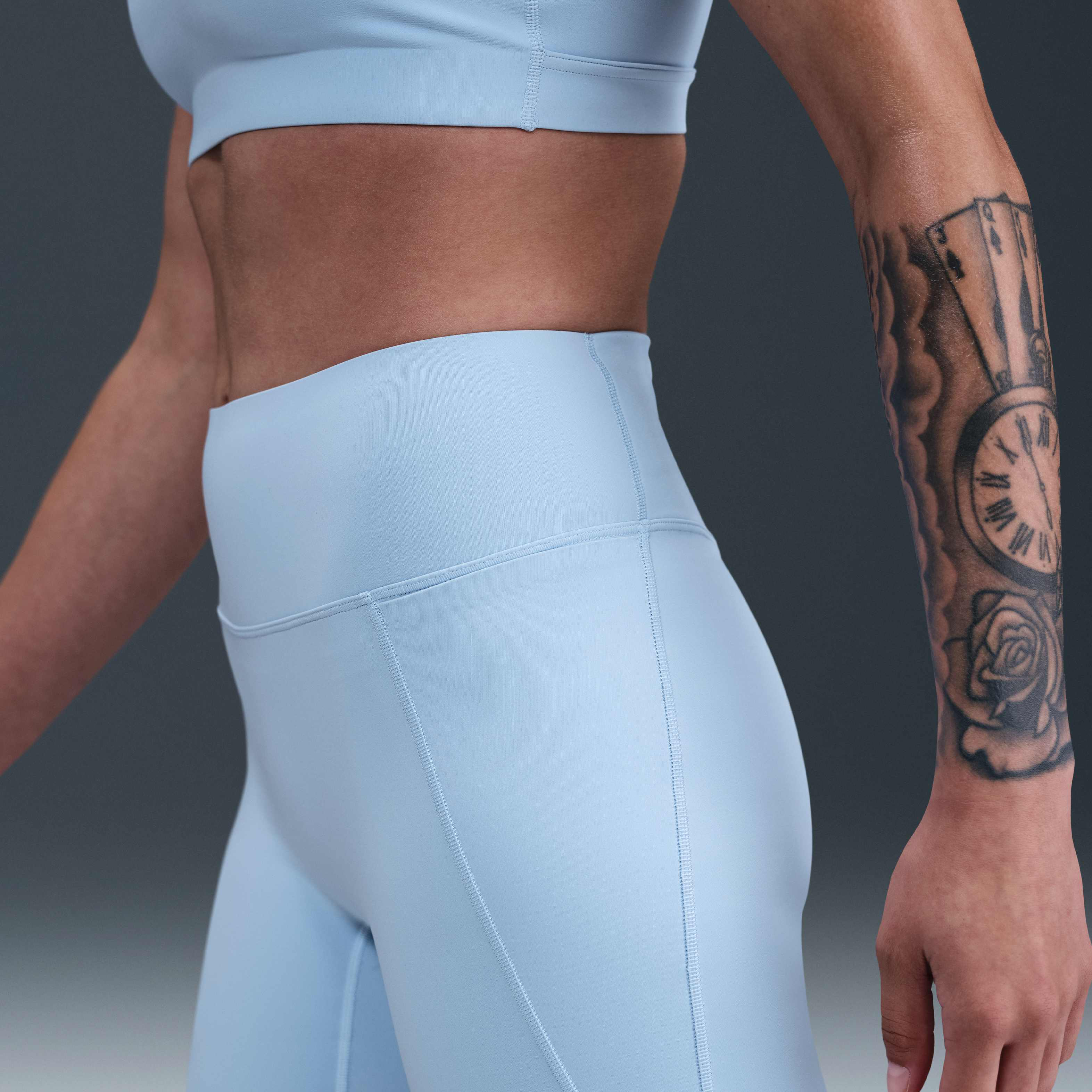 Nike Universa image number 6