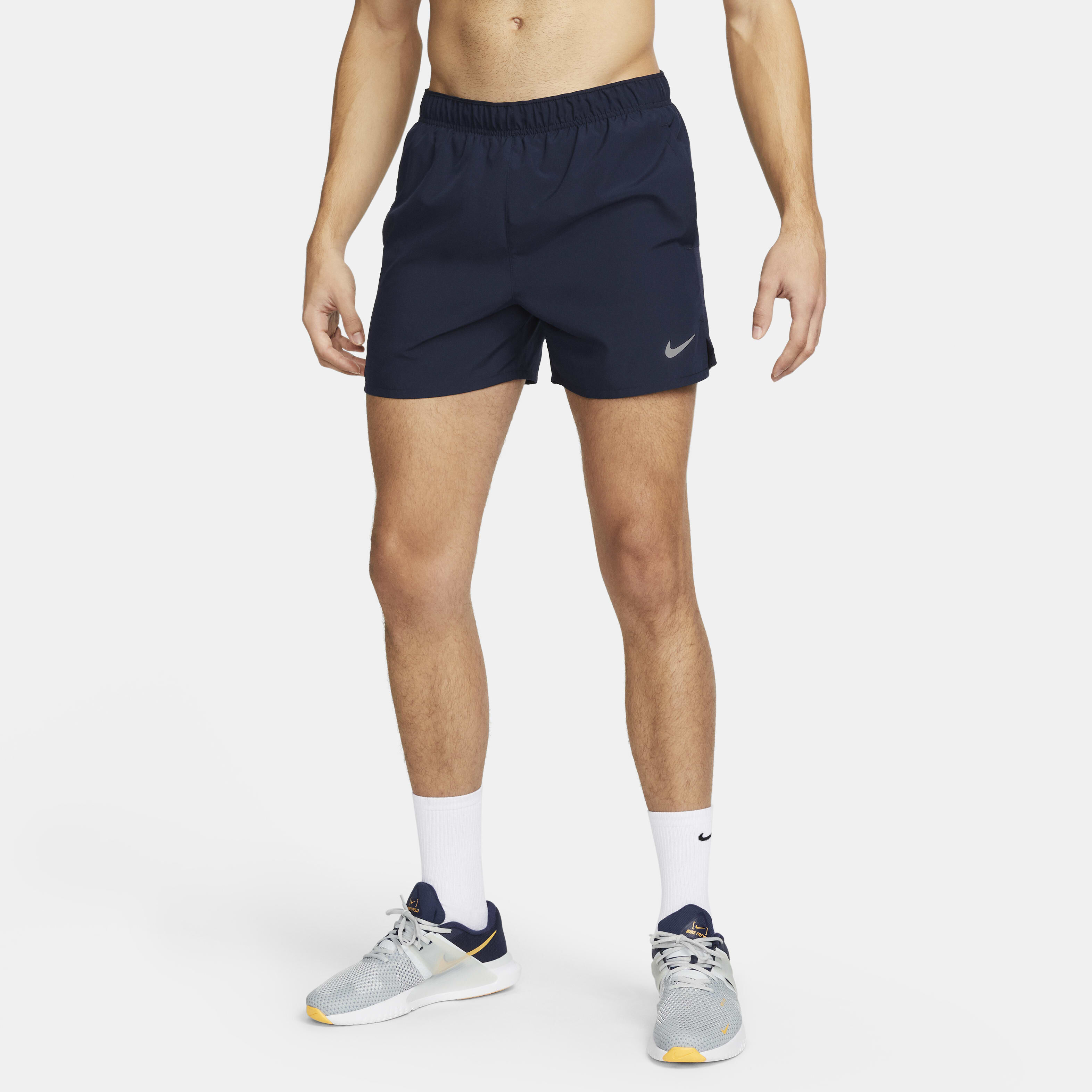Nike challenger men's 9 lined running shorts store