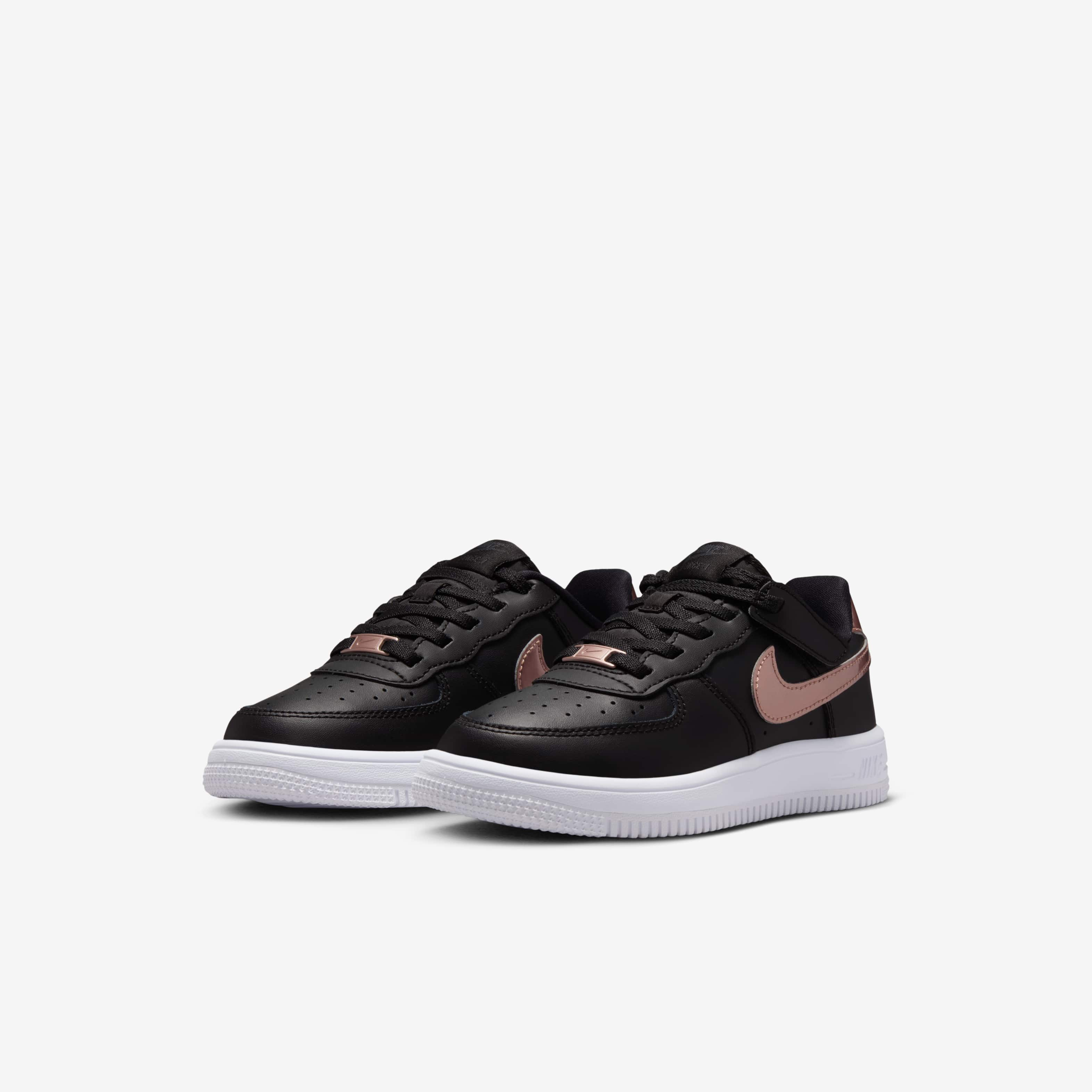 Nike Force 1 Low SE EasyOn image number 4