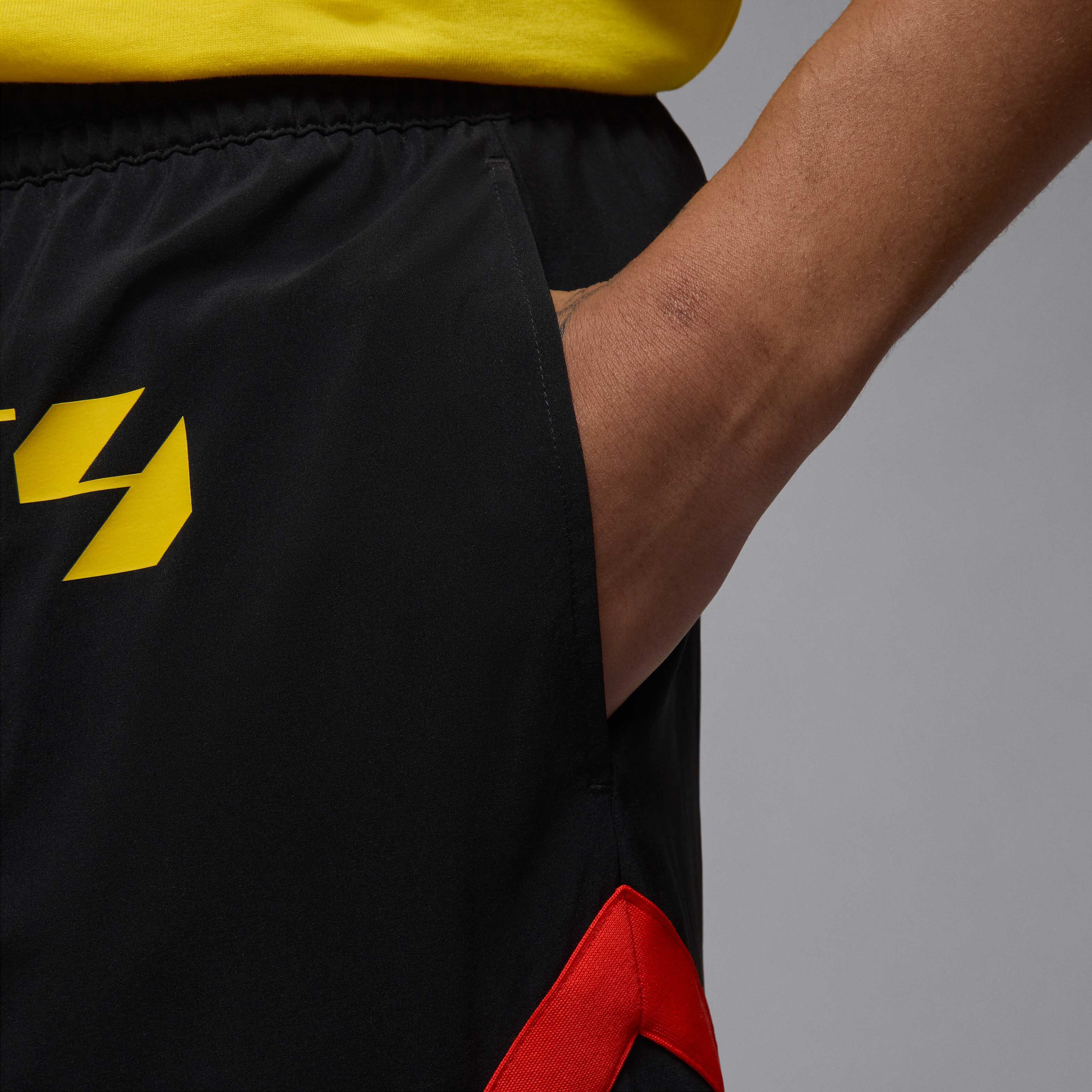 Jordan Quai 54 image number 3