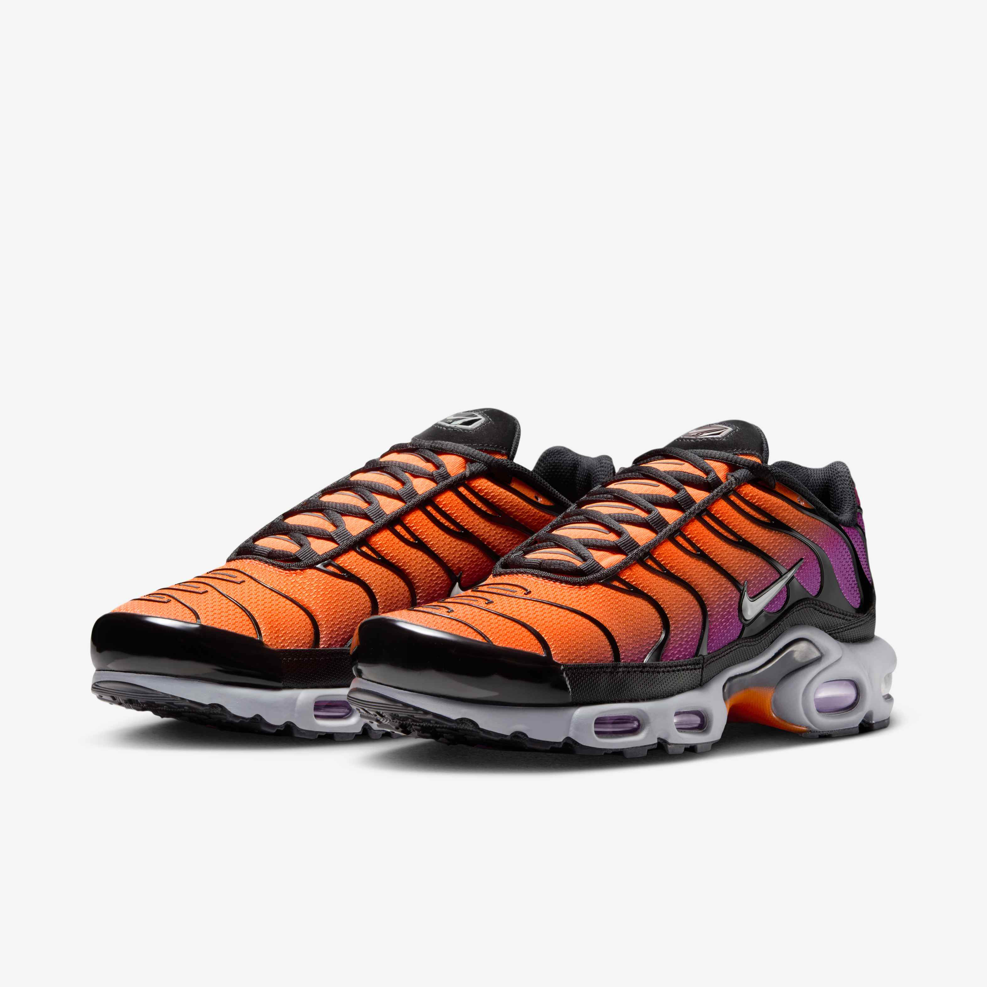 Nike Air Max Plus image number 4