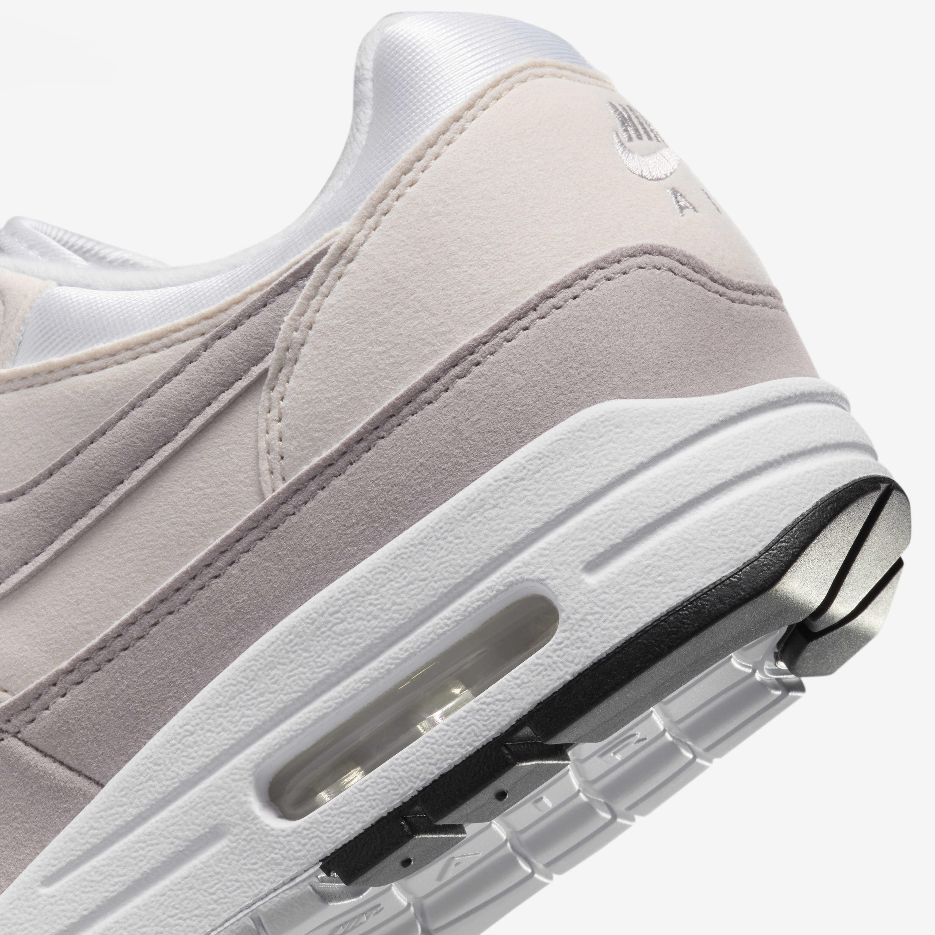 Nike Air Max 1 image number 7
