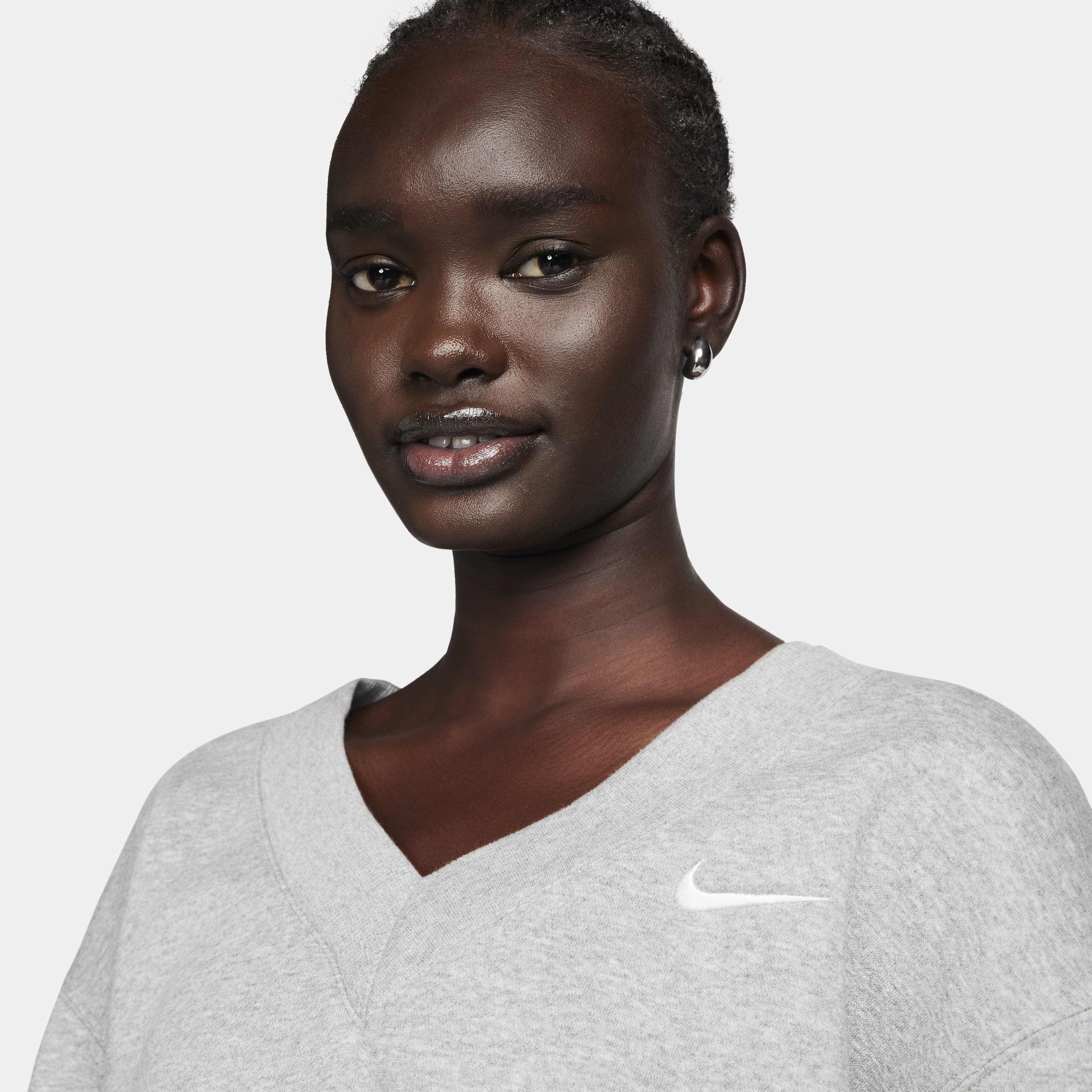 نايكي سبورتسوير فينكس فليس image number 2