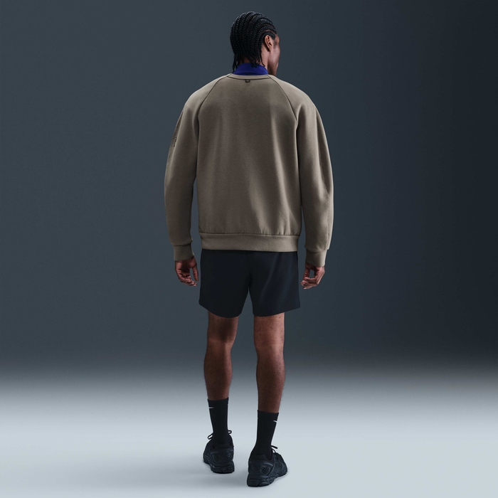 نايكي 24.7 امبوسبلي سوفت image number 4 نايكي 24.7 امبوسبلي سوفت image number 4