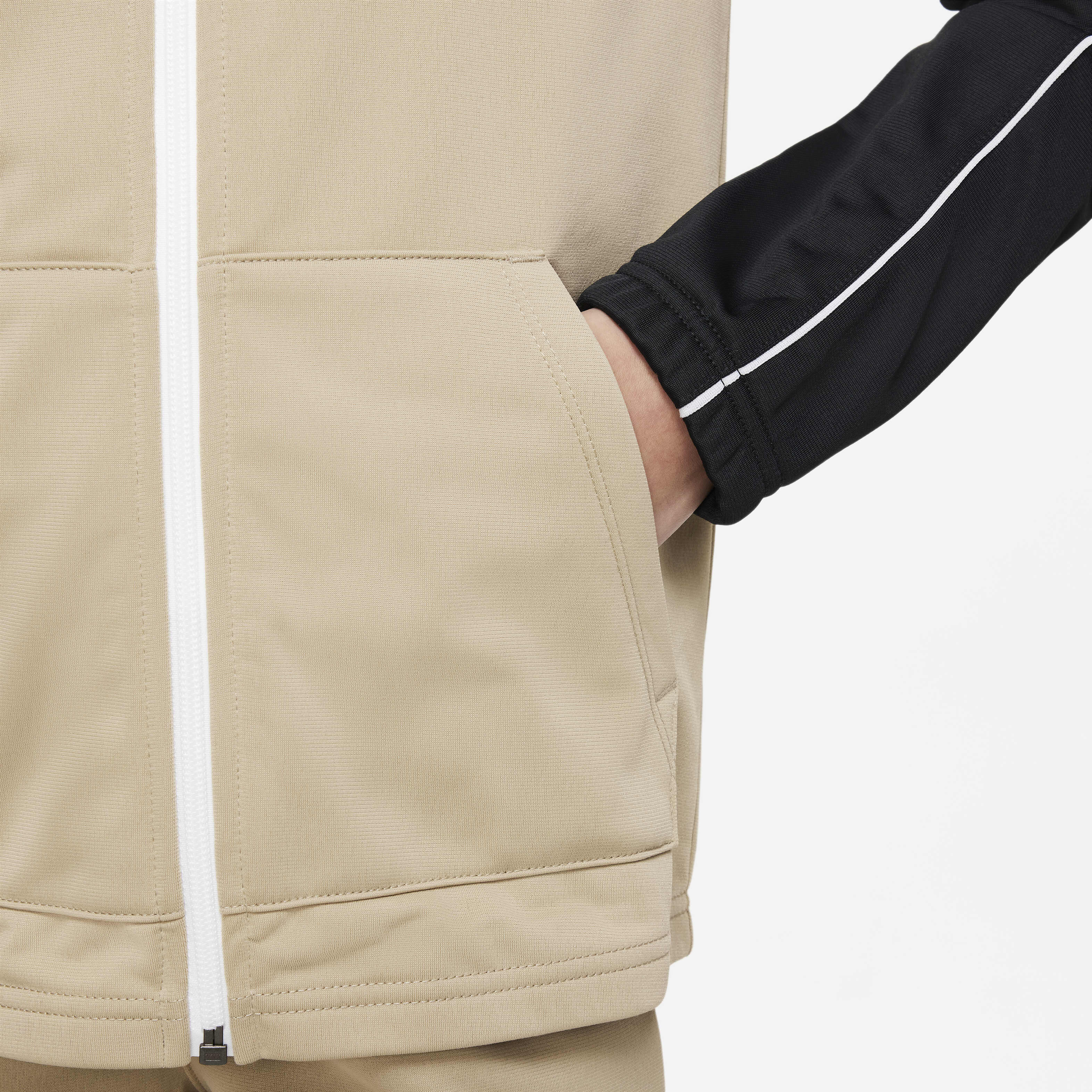 نايكي سبورتسوير image number 4