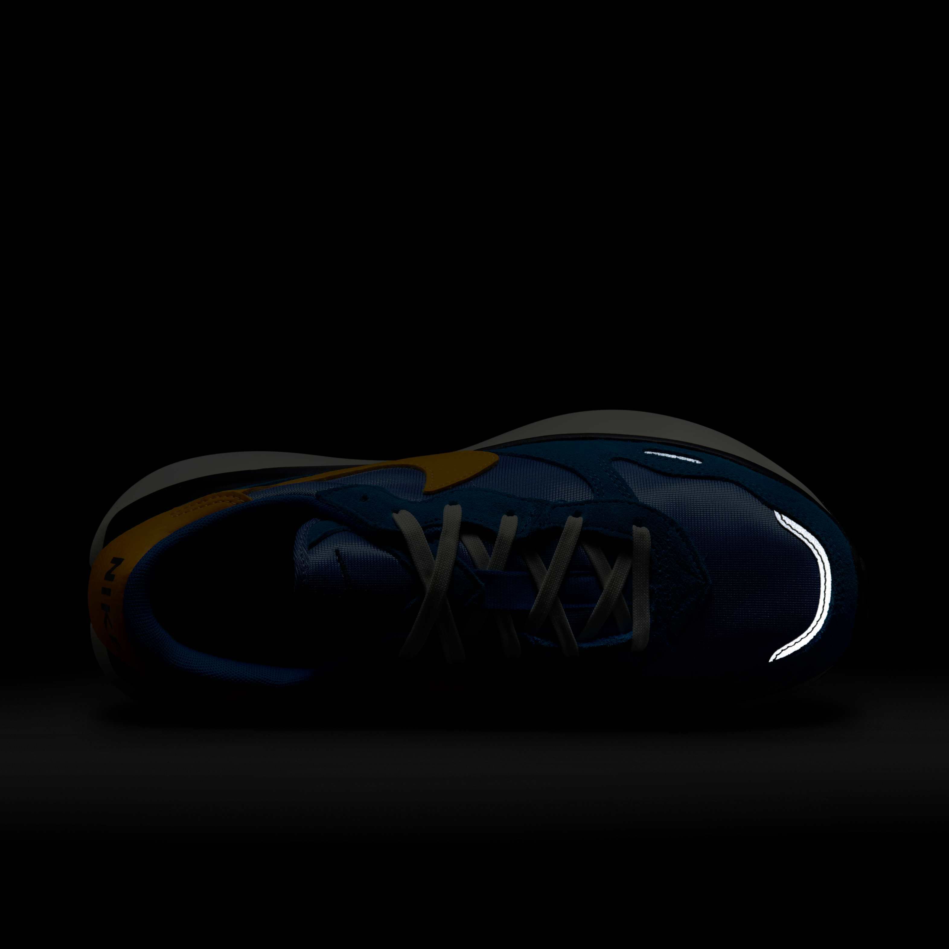 Nike Phoenix Waffle image number 8