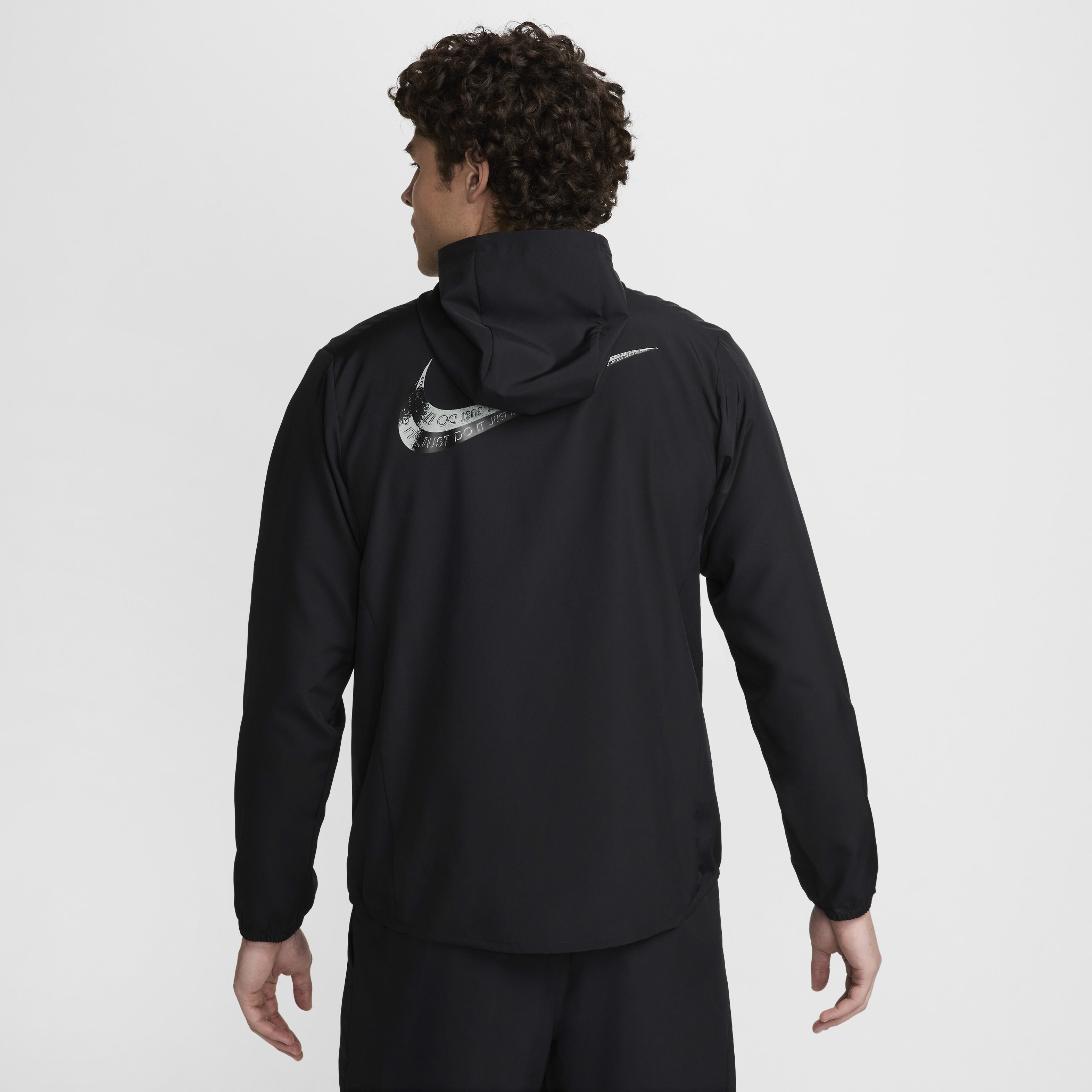 Buy Nike Form Men's Dri-FIT Versatile Jacket - Black