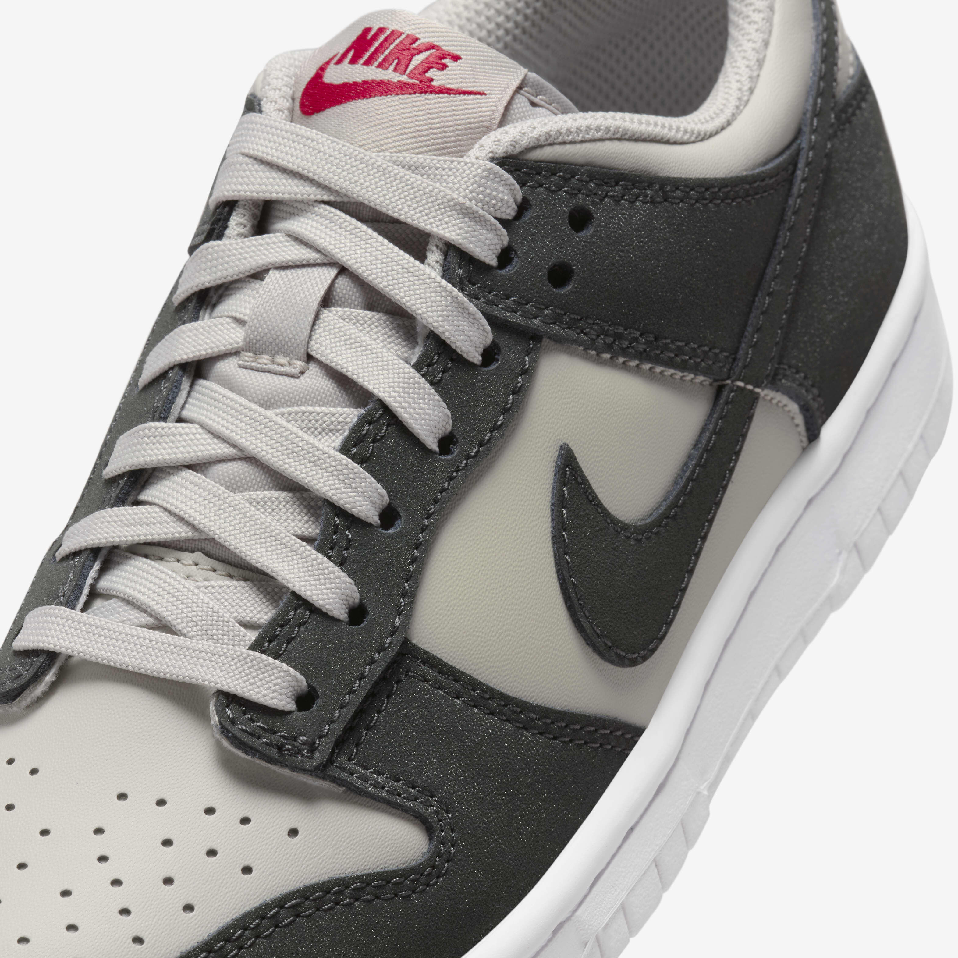 Nike Dunk Low image number 6