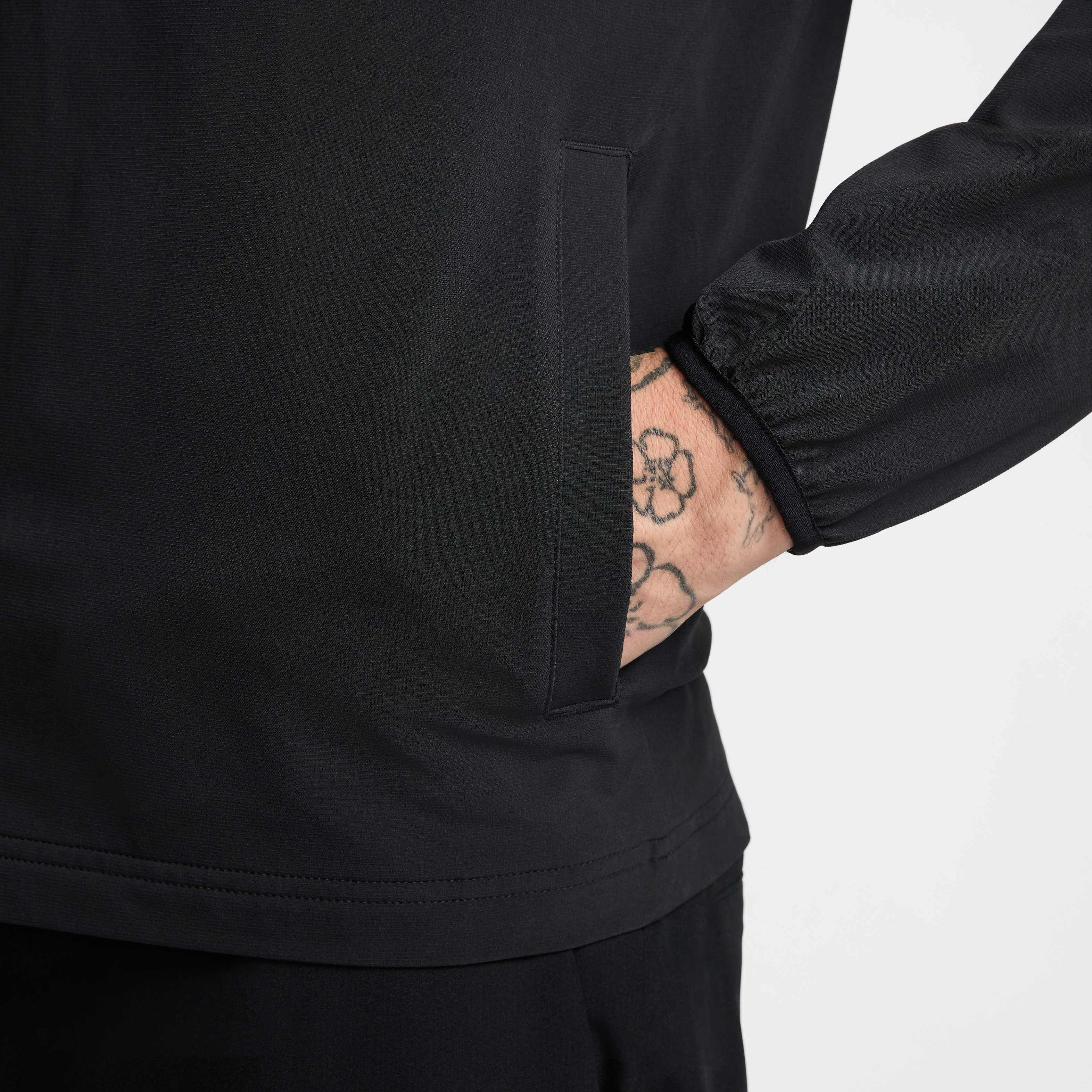 Nike Tour image number 4